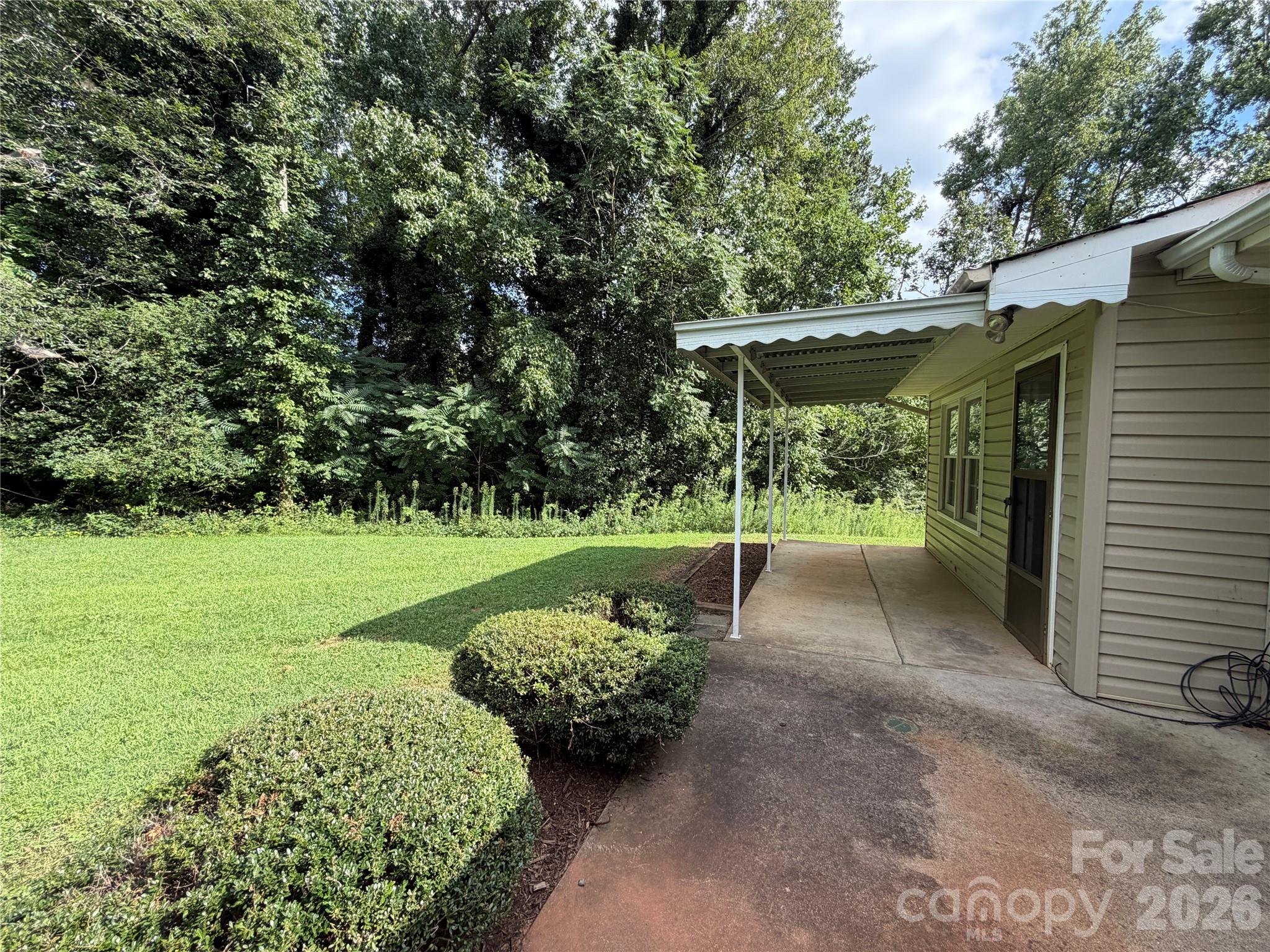 127 Holly Court — Bostic