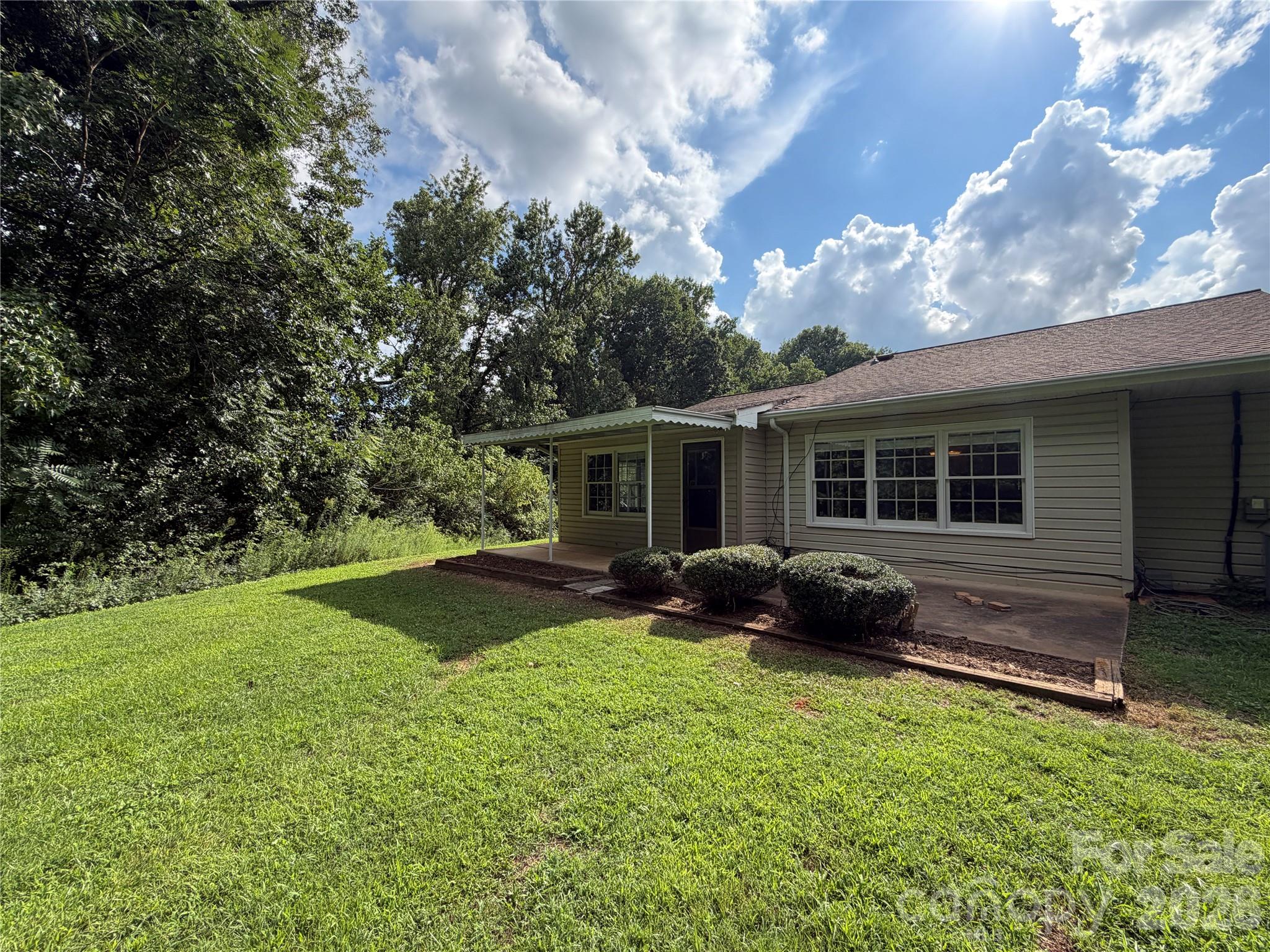 127 Holly Court — Bostic