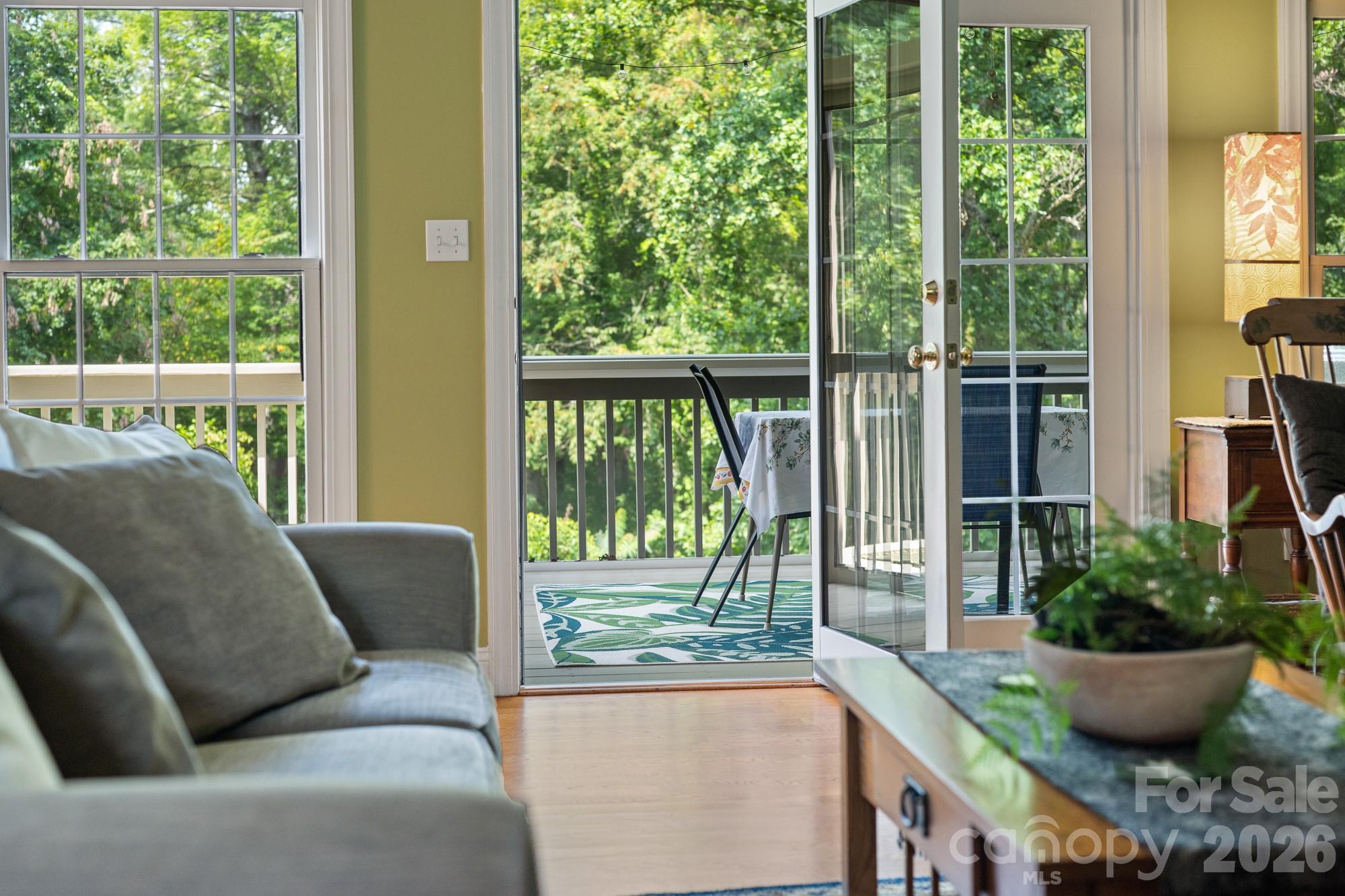 210 Clear Vista Circle — Asheville