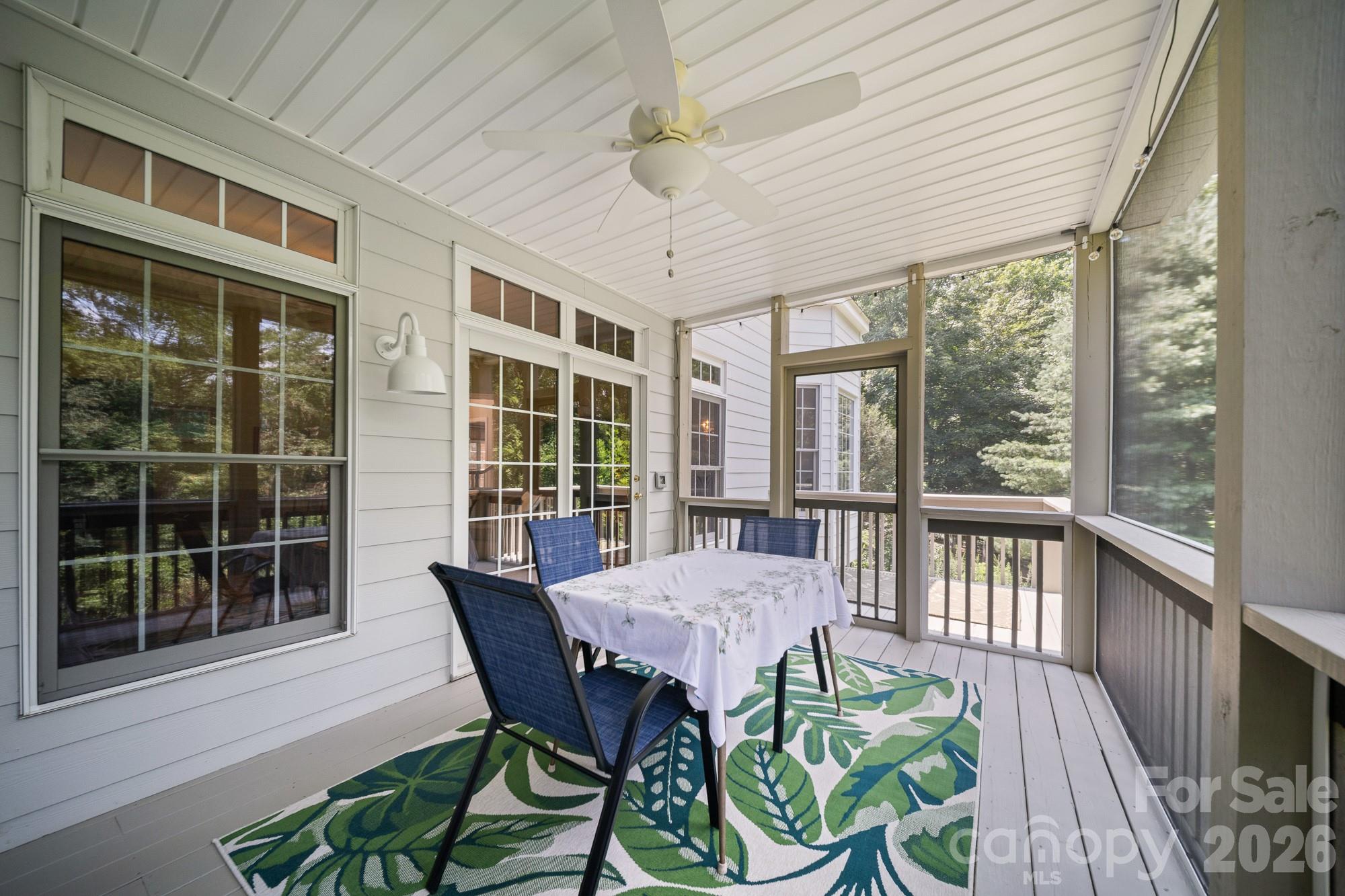 210 Clear Vista Circle — Asheville