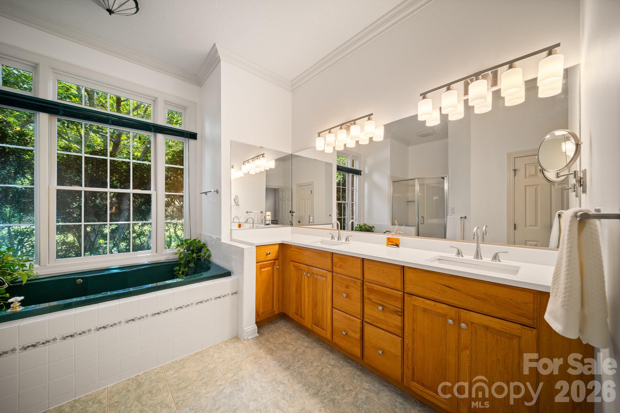 210 Clear Vista Circle — Asheville