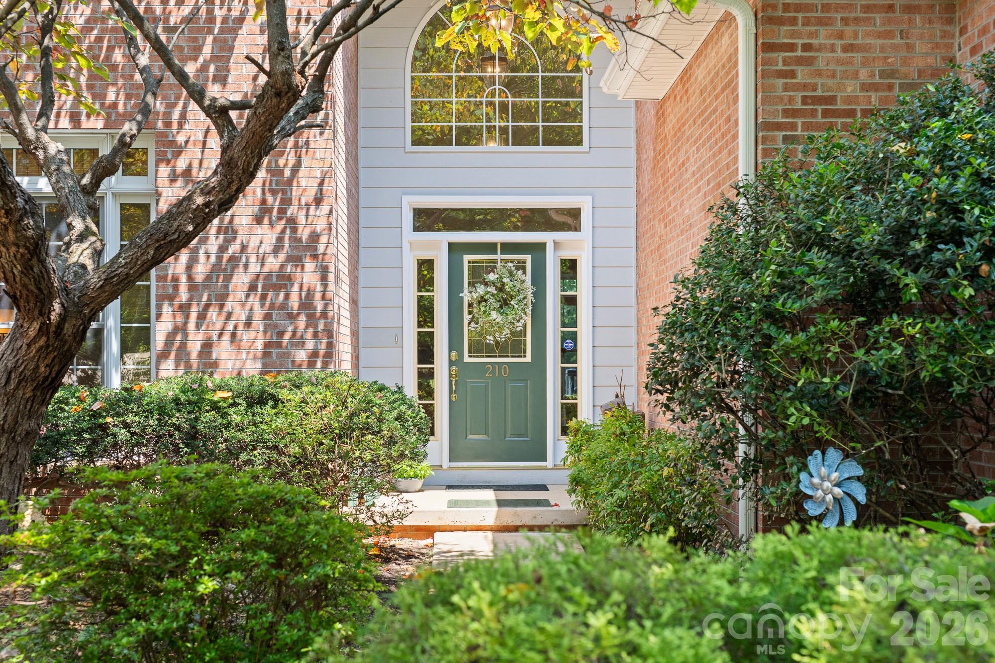 210 Clear Vista Circle — Asheville