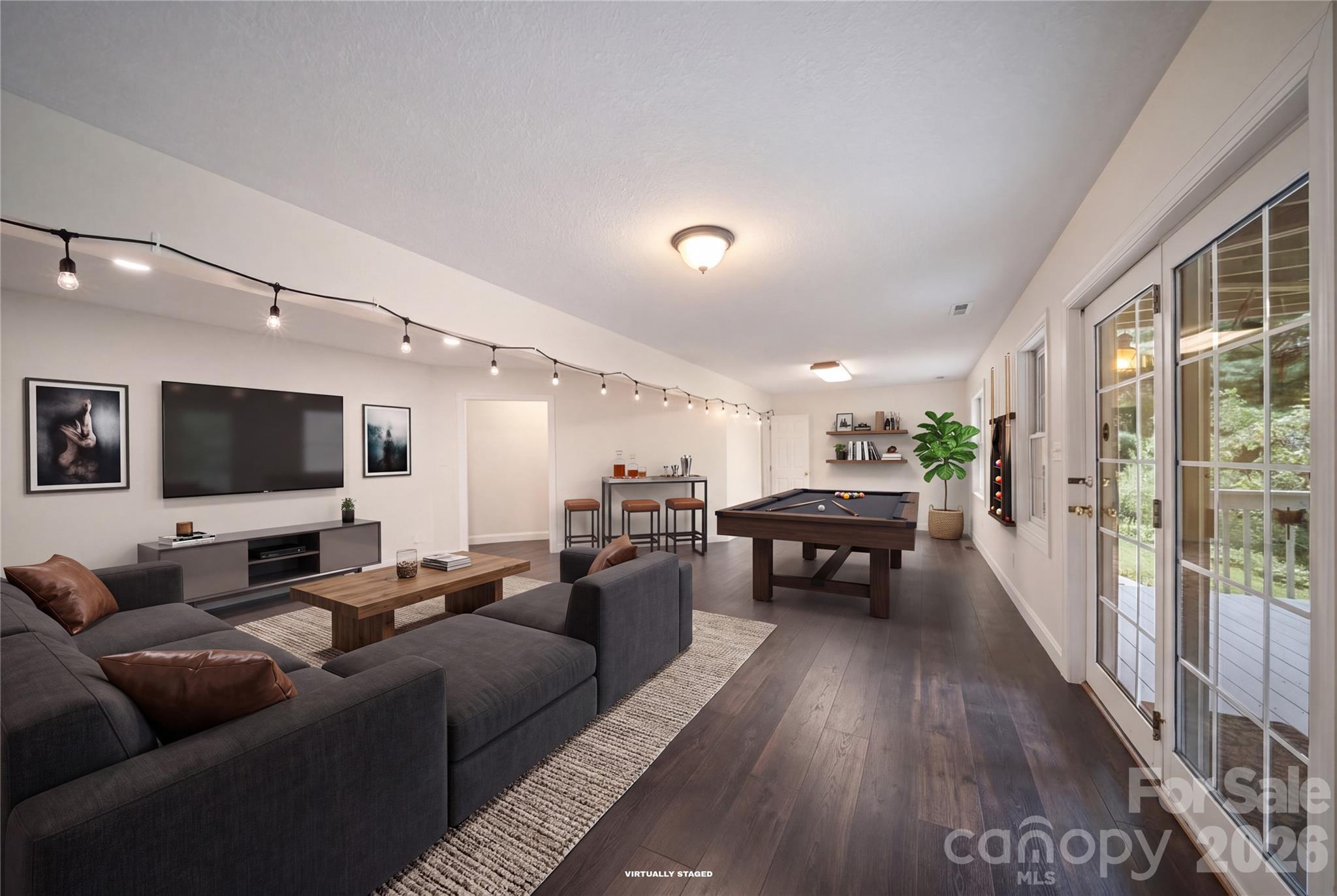 210 Clear Vista Circle — Asheville