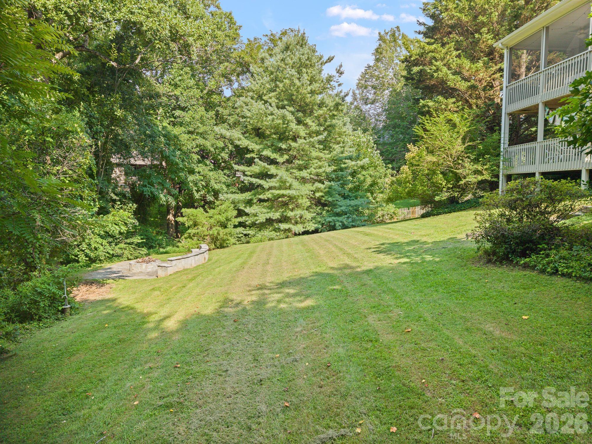210 Clear Vista Circle — Asheville