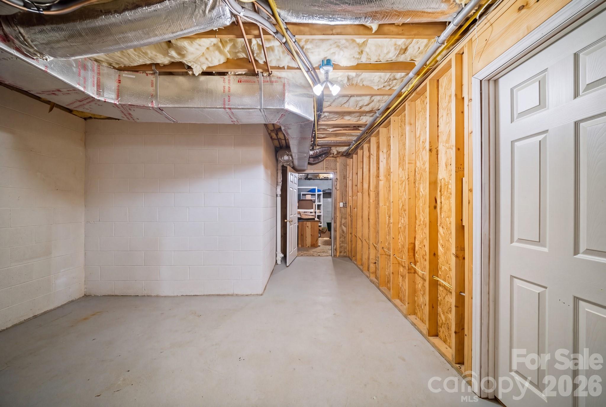210 Clear Vista Circle — Asheville