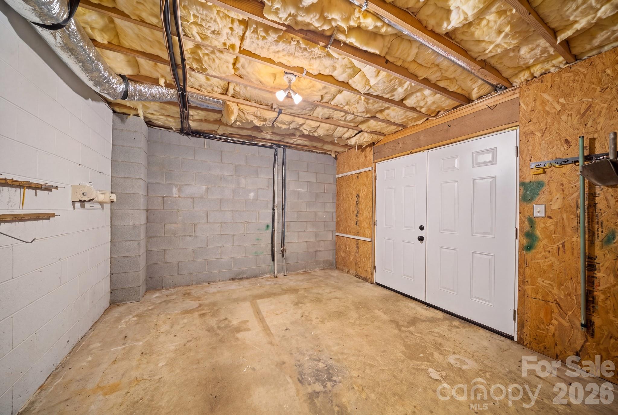 210 Clear Vista Circle — Asheville