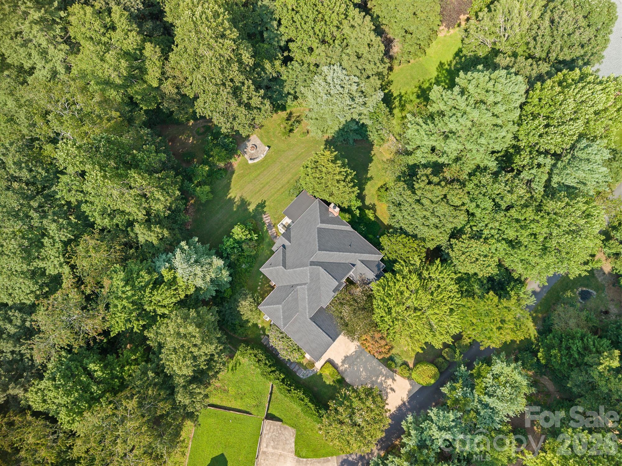 210 Clear Vista Circle — Asheville