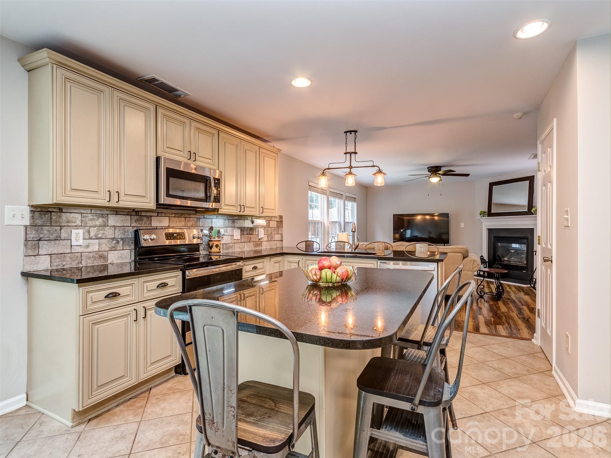 10326 Haddington Drive NW — Charlotte