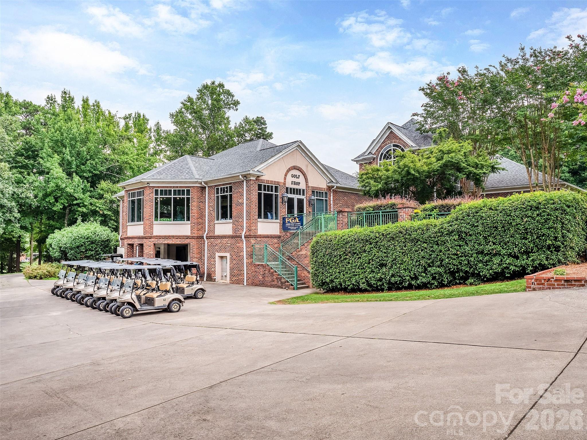 10326 Haddington Drive NW — Charlotte