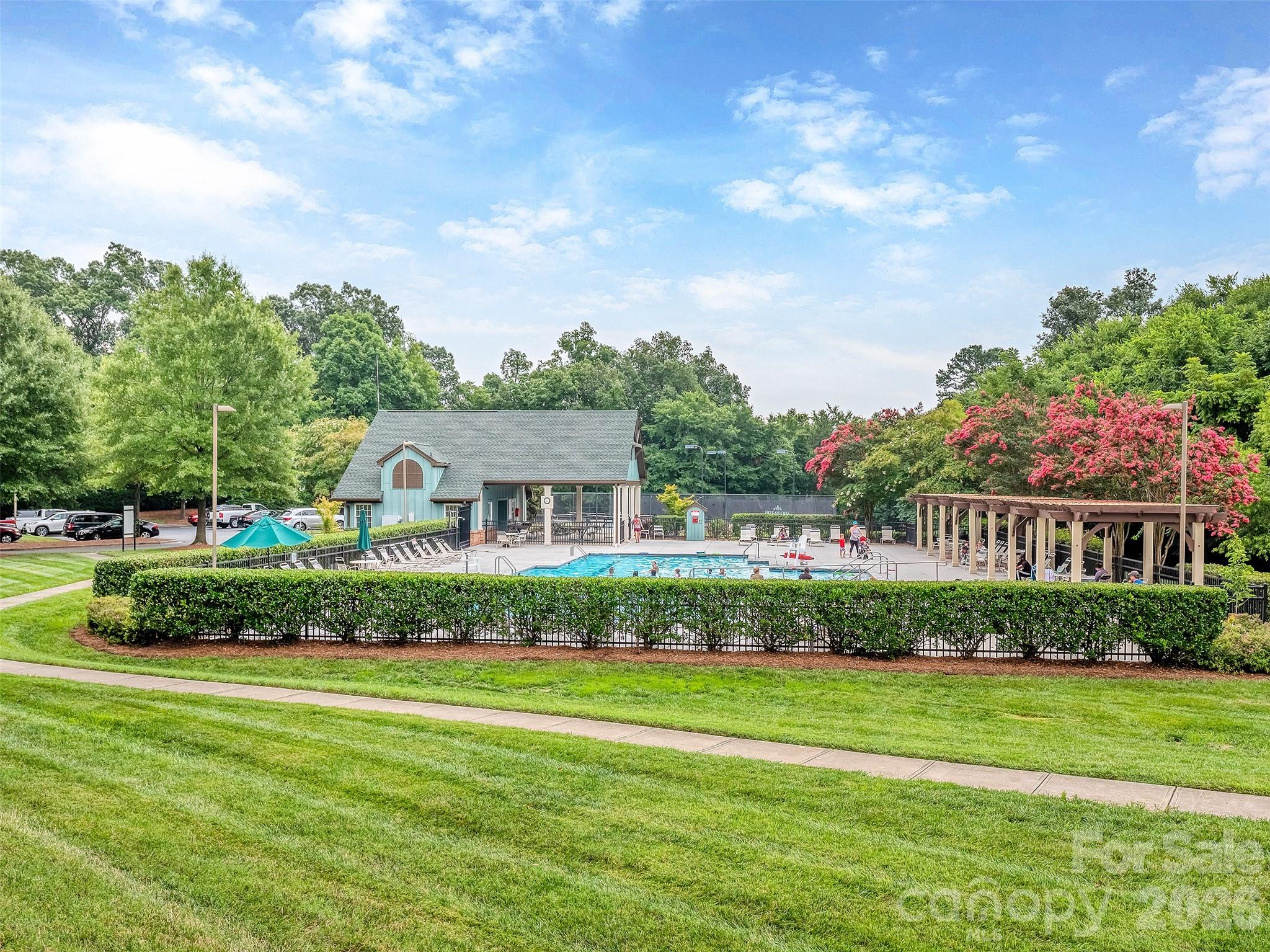 10326 Haddington Drive NW — Charlotte