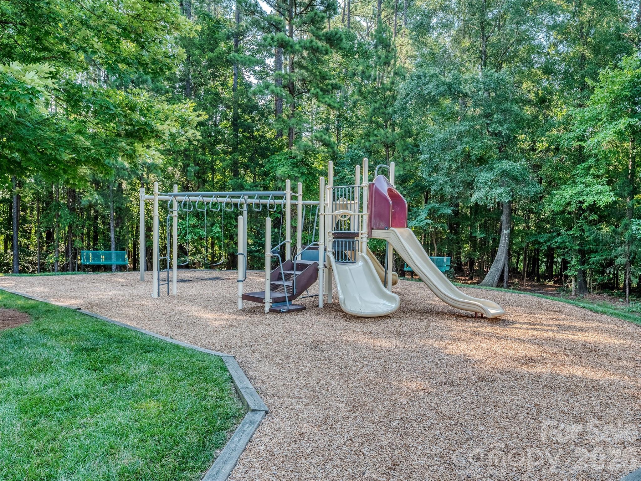 10326 Haddington Drive NW — Charlotte