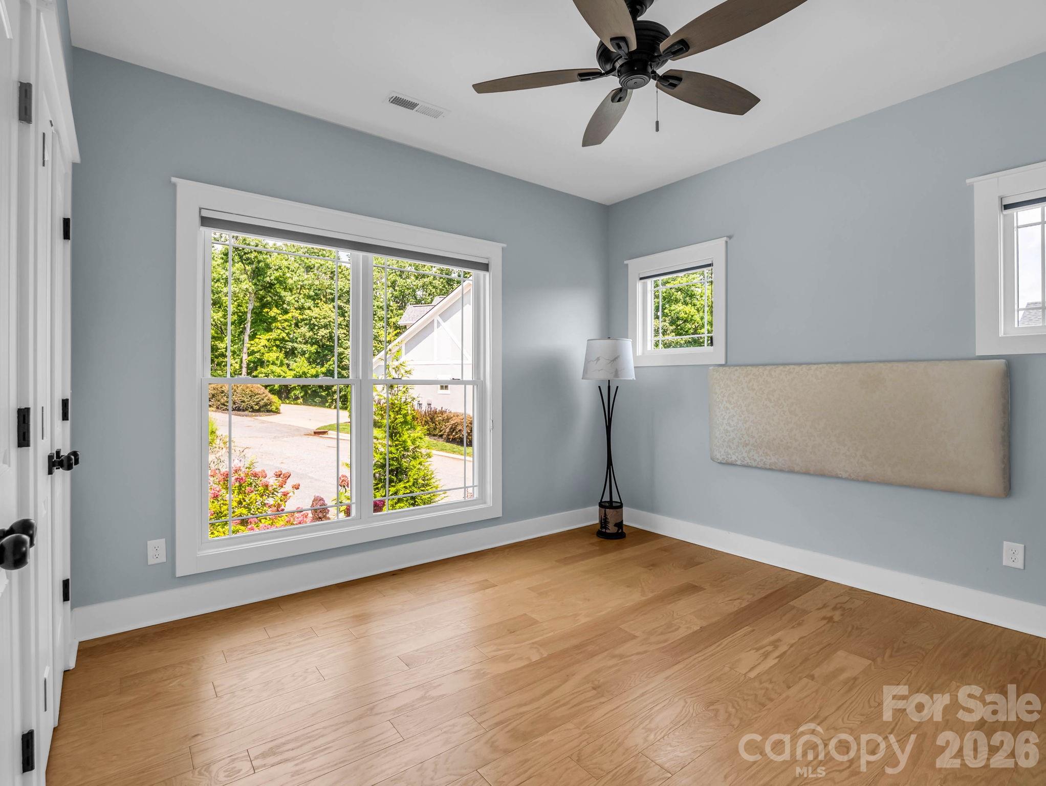 285 Mount Allen Heights — Black Mountain