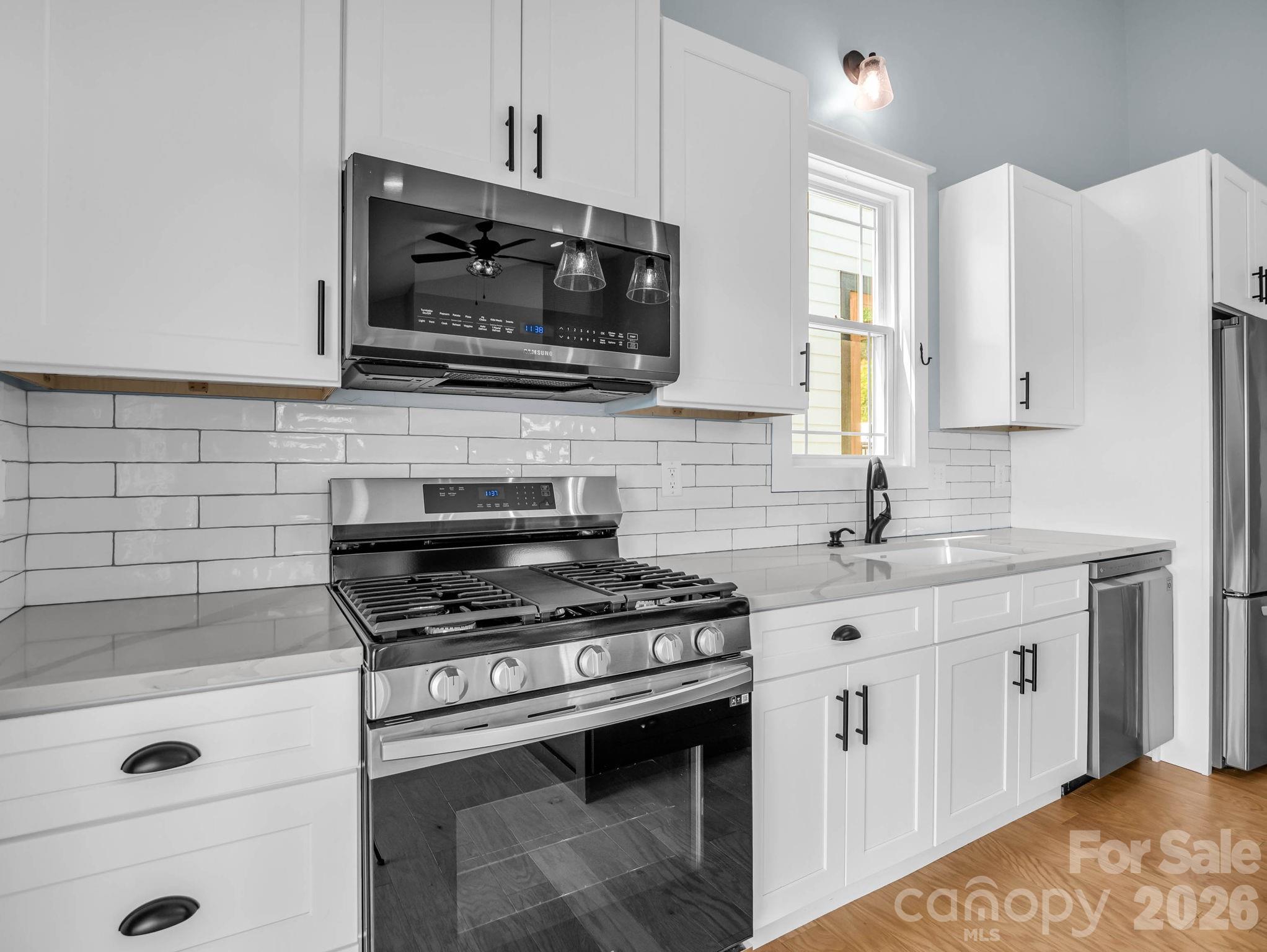 285 Mount Allen Heights — Black Mountain