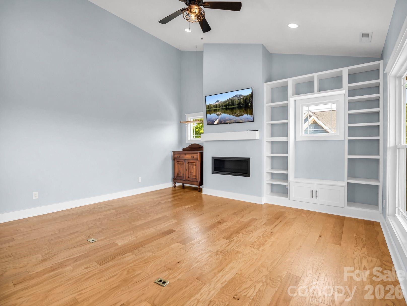 285 Mount Allen Heights — Black Mountain