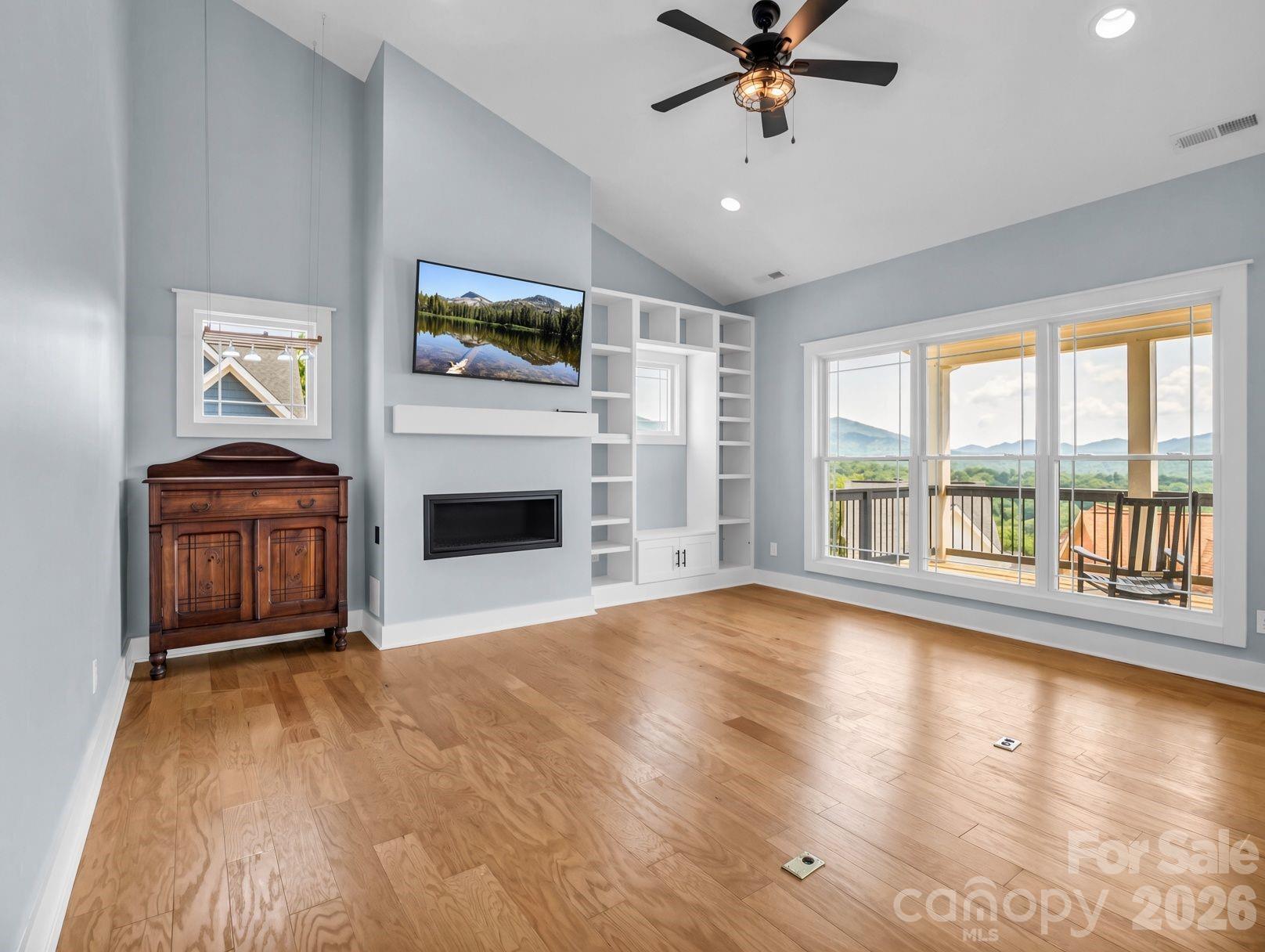 285 Mount Allen Heights — Black Mountain