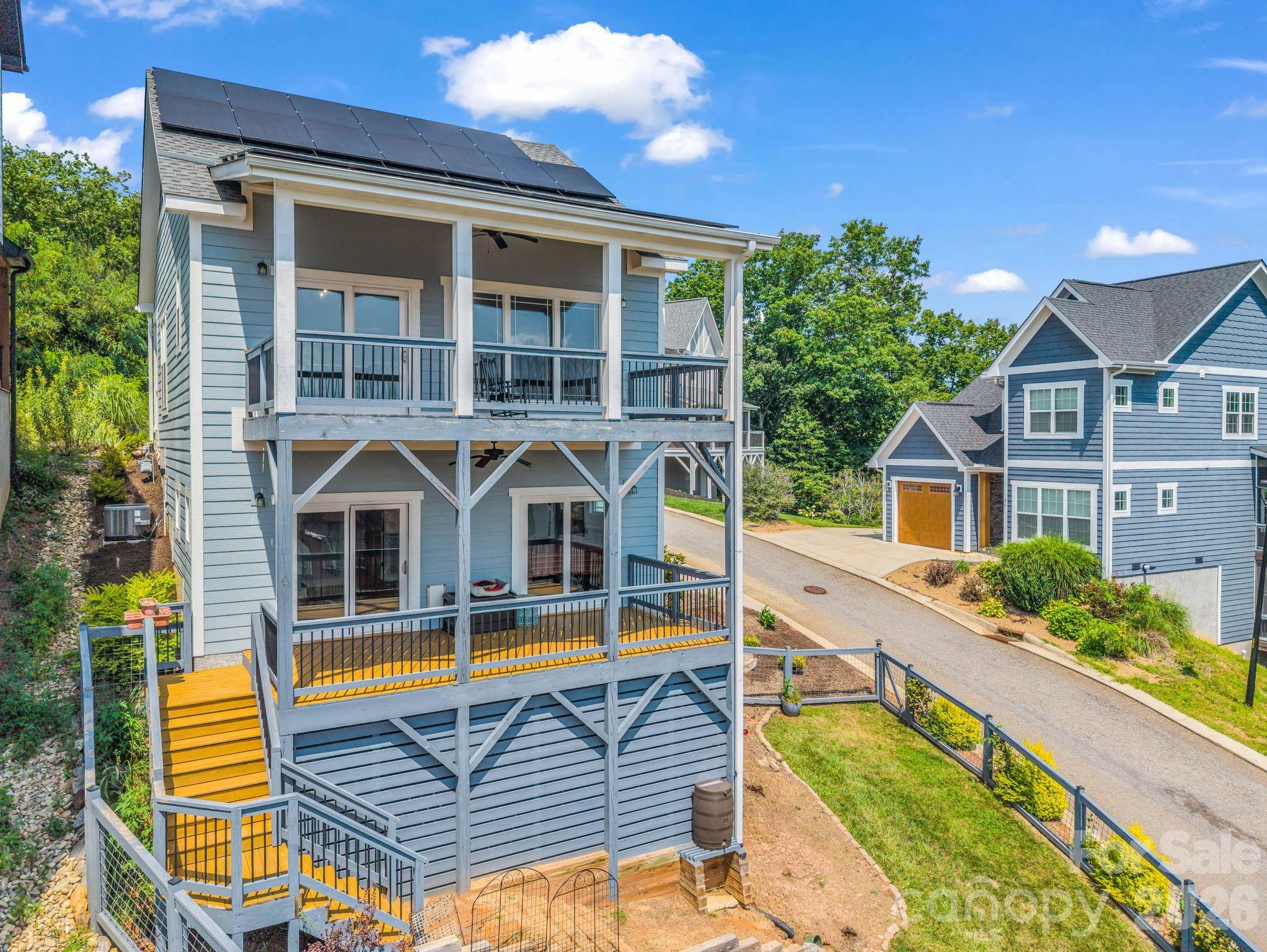 285 Mount Allen Heights — Black Mountain