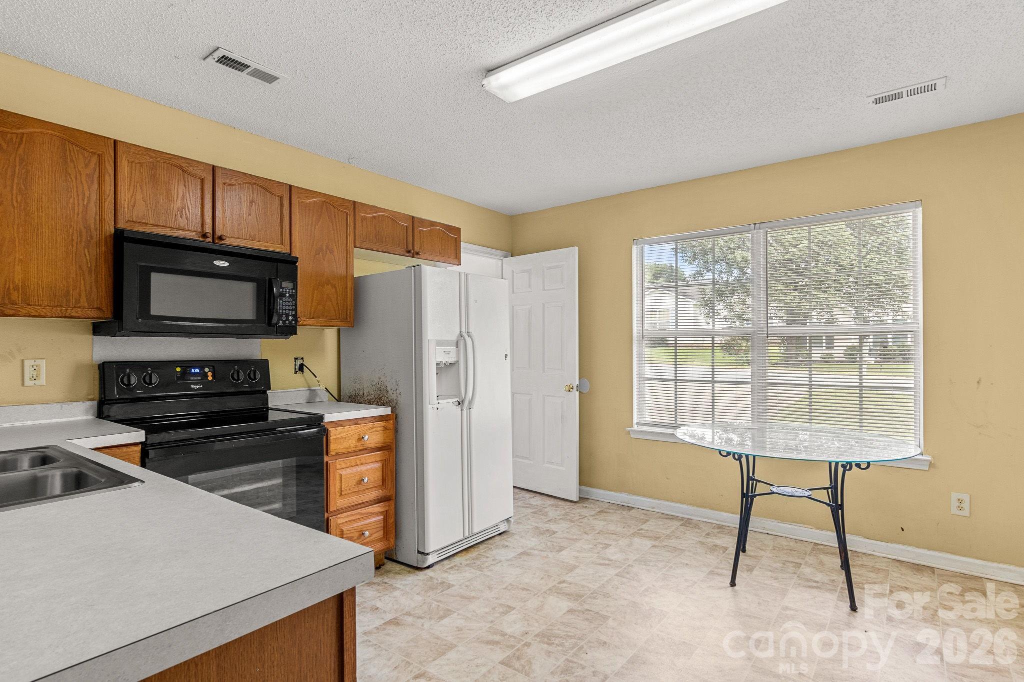 182 Kristens Court Drive — Mooresville