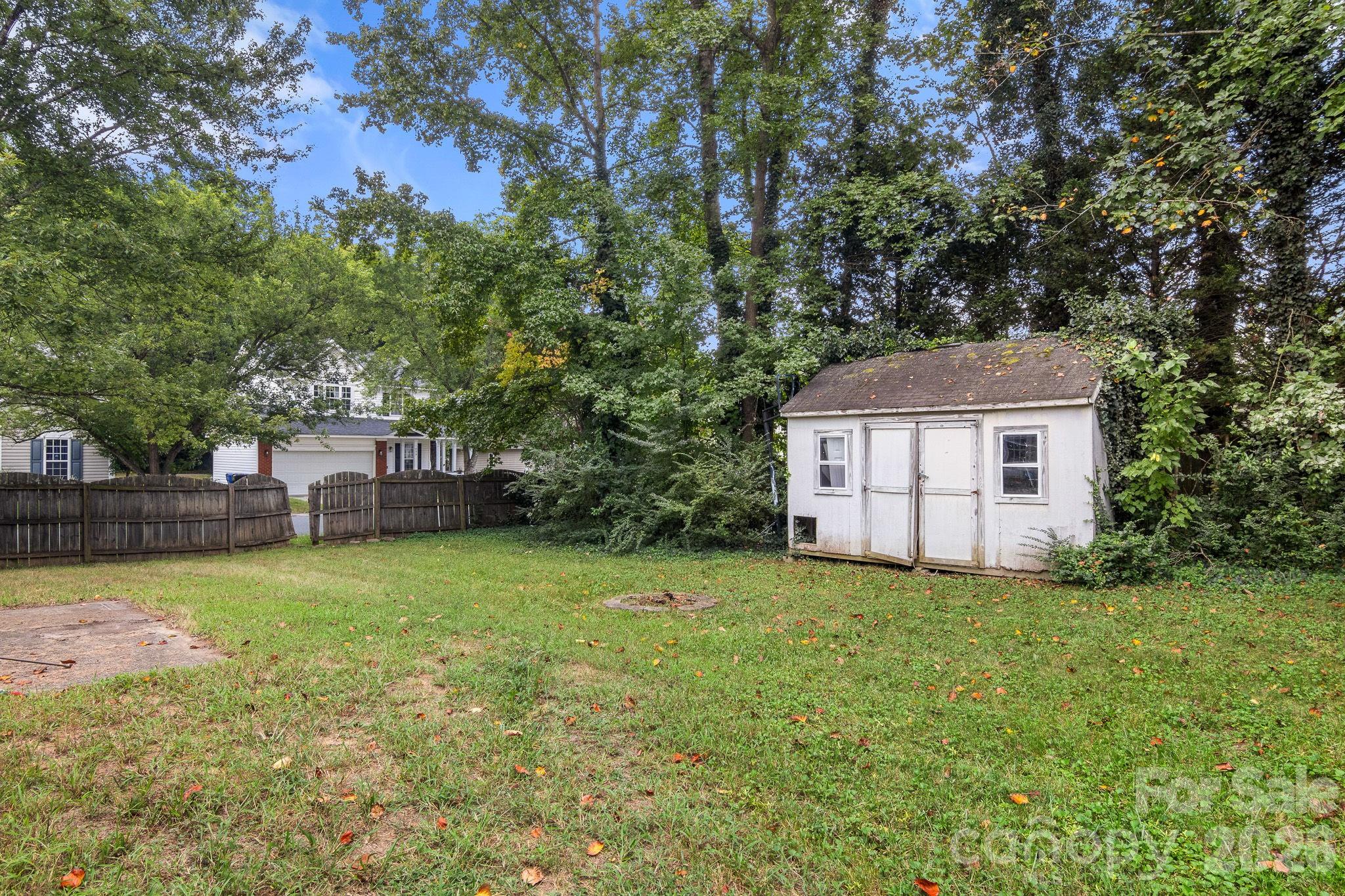 182 Kristens Court Drive — Mooresville