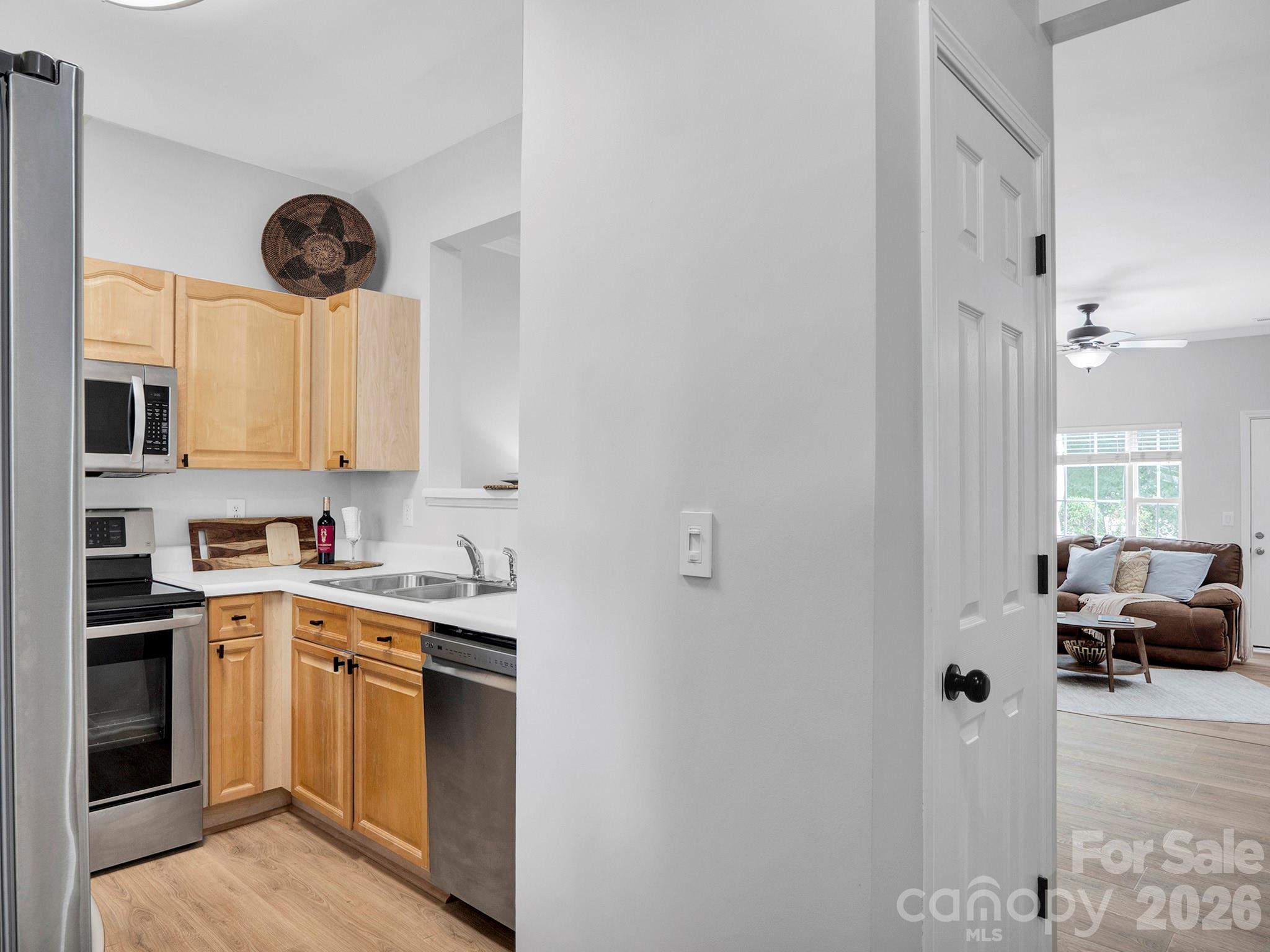 12246 Savannah Garden Drive — Charlotte