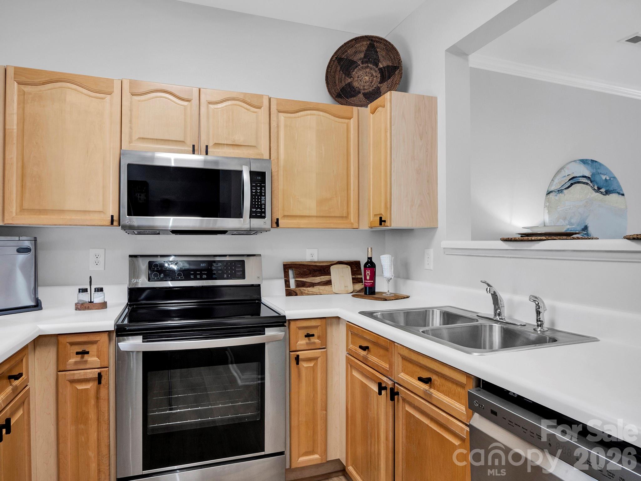 12246 Savannah Garden Drive — Charlotte