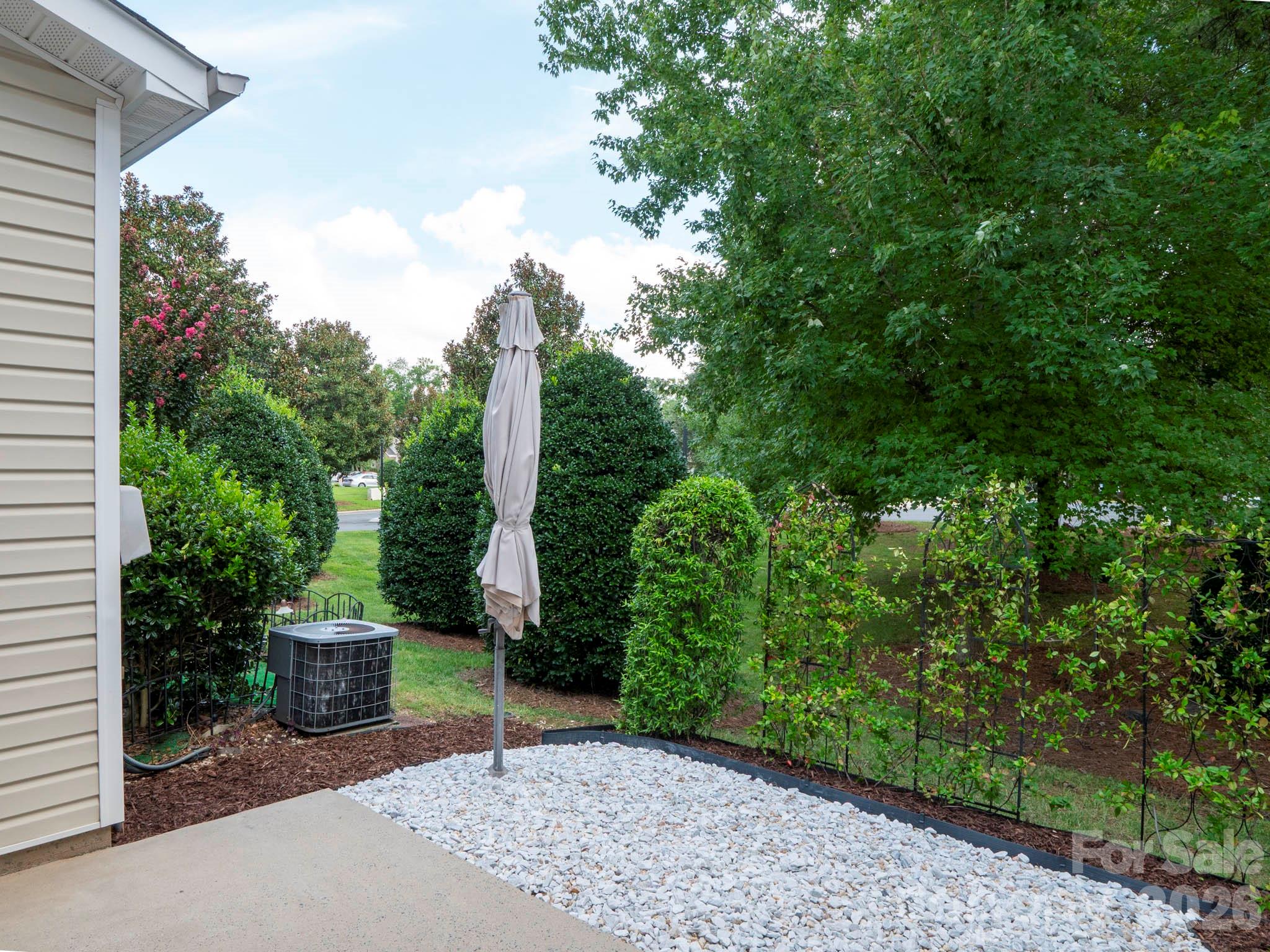 12246 Savannah Garden Drive — Charlotte
