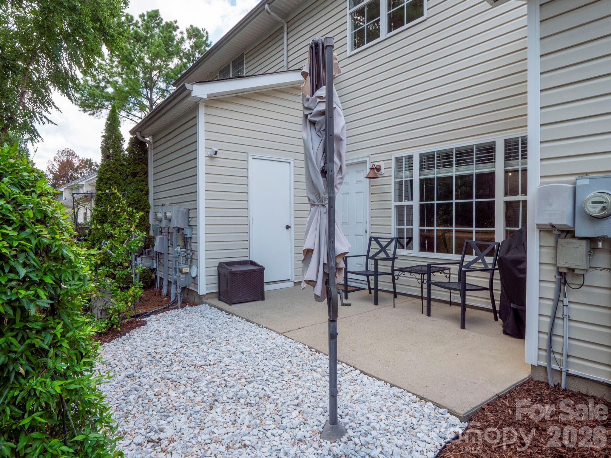 12246 Savannah Garden Drive — Charlotte