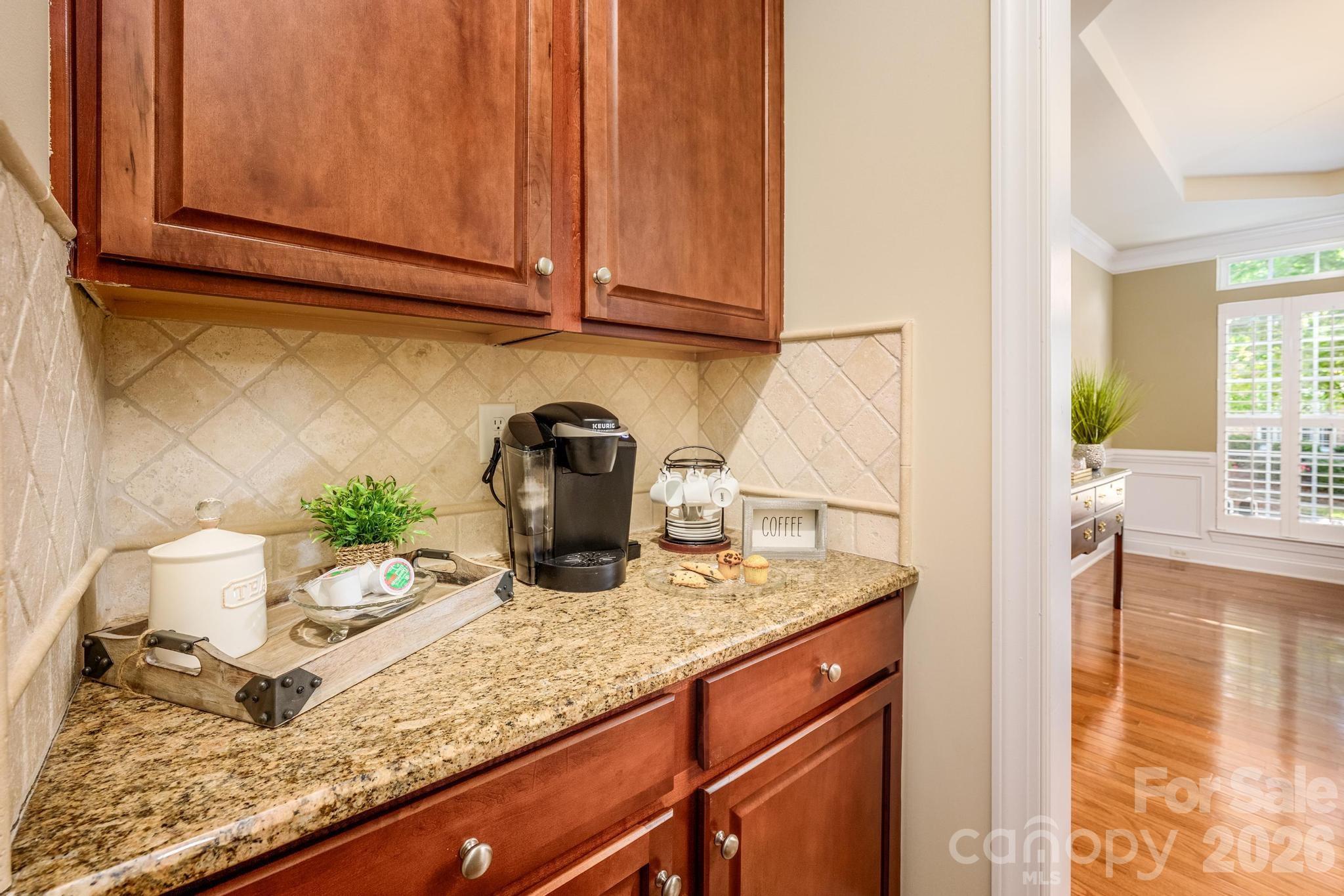 10211 Linksland Drive — Huntersville
