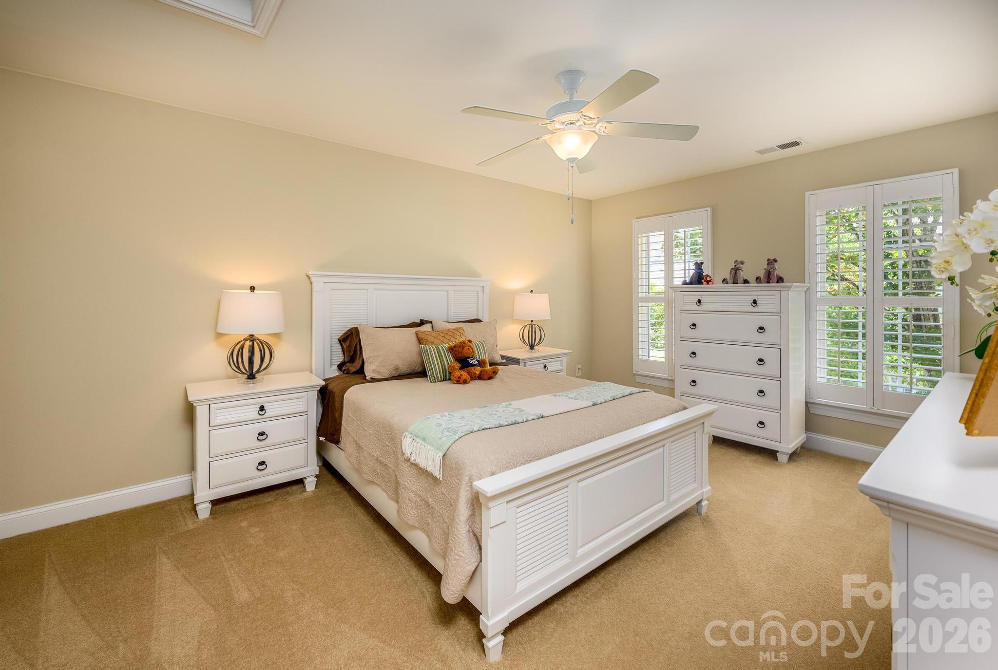 10211 Linksland Drive — Huntersville