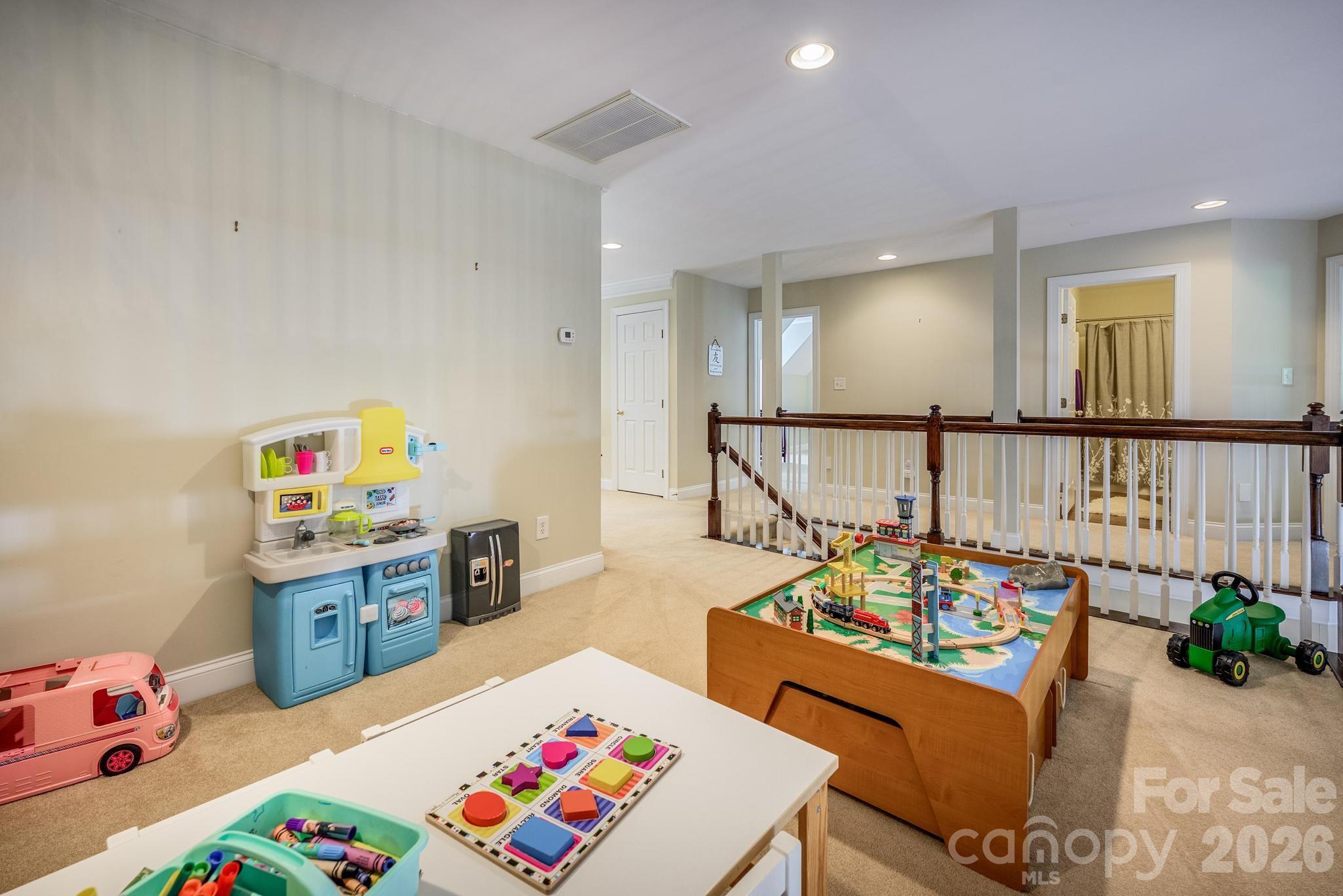 10211 Linksland Drive — Huntersville