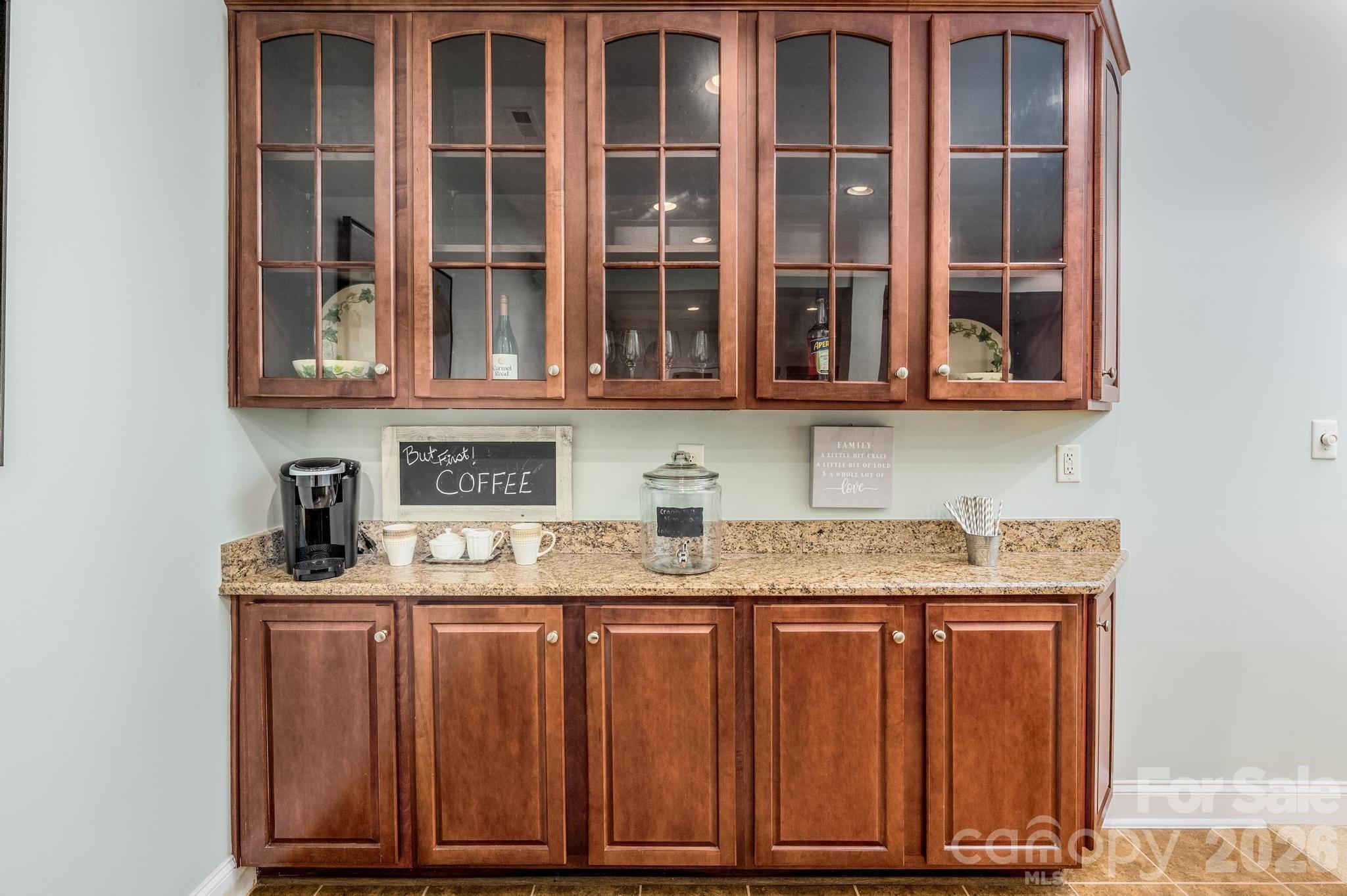 10211 Linksland Drive — Huntersville