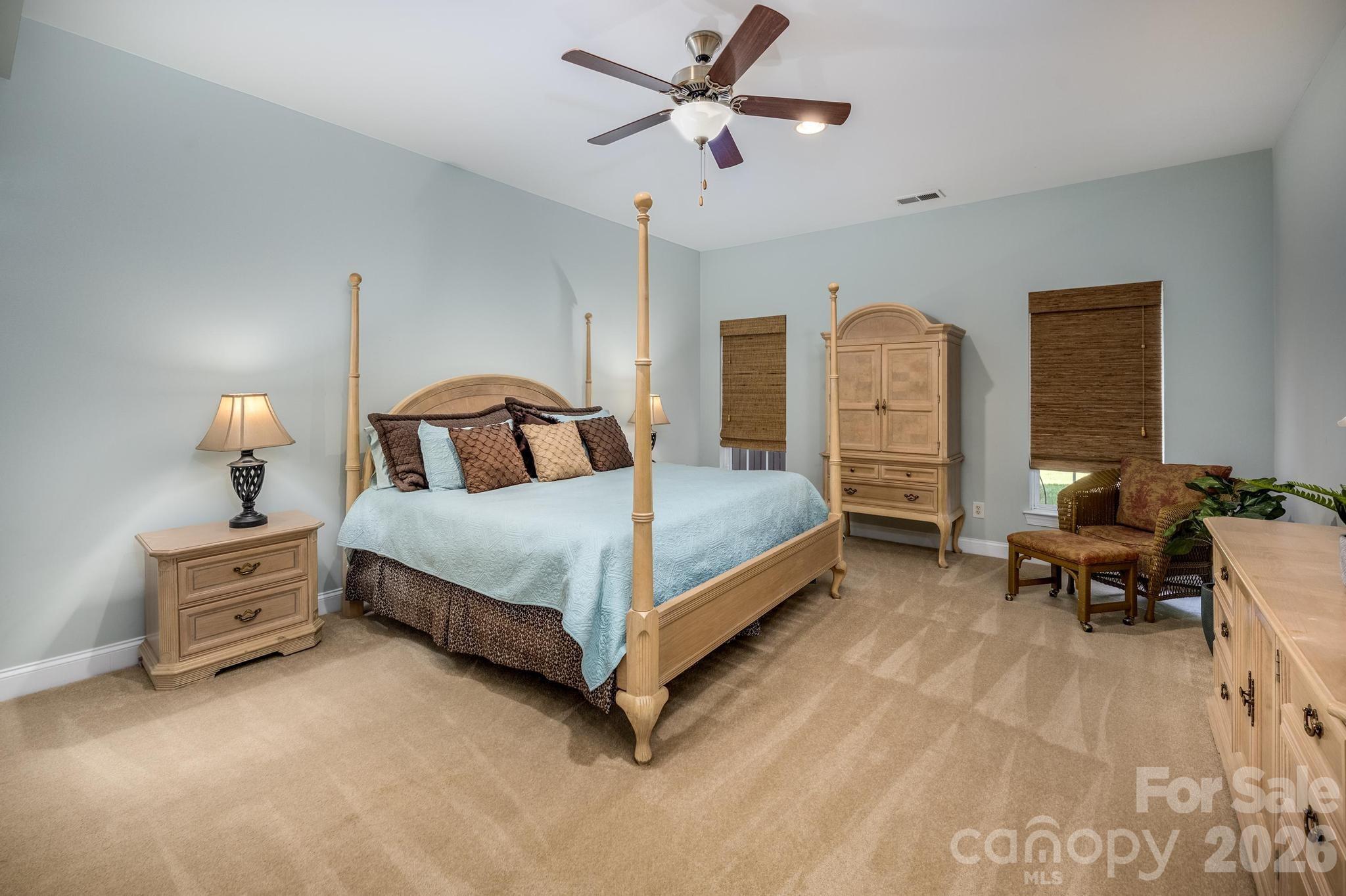 10211 Linksland Drive — Huntersville