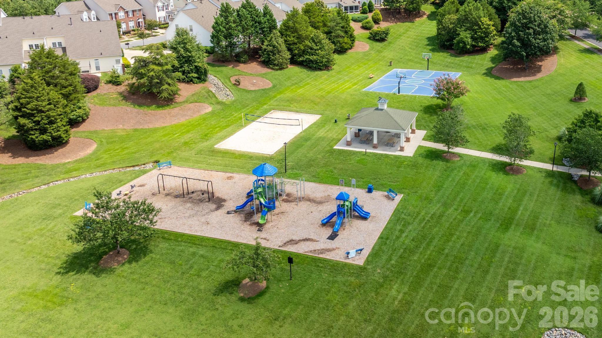 10211 Linksland Drive — Huntersville