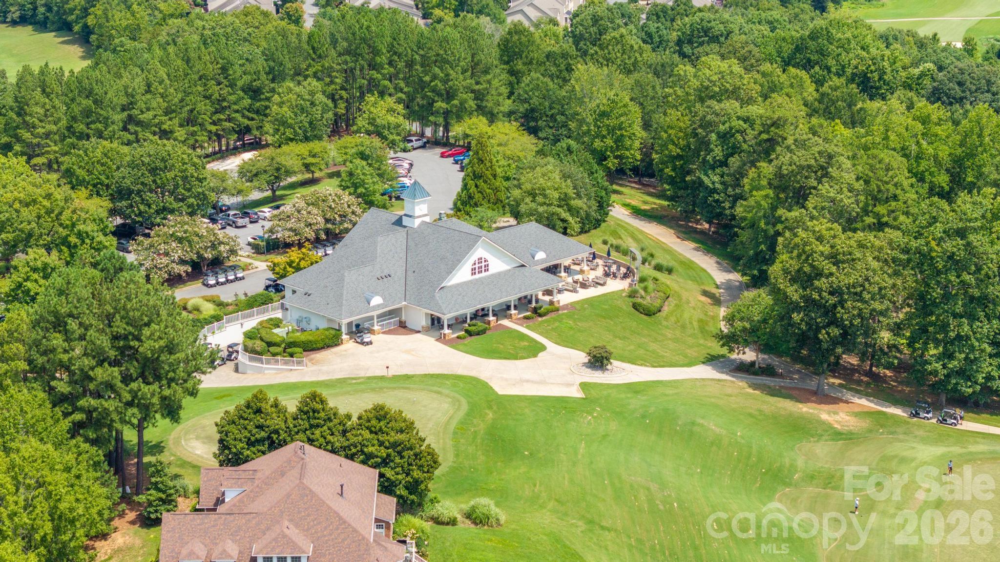 10211 Linksland Drive — Huntersville