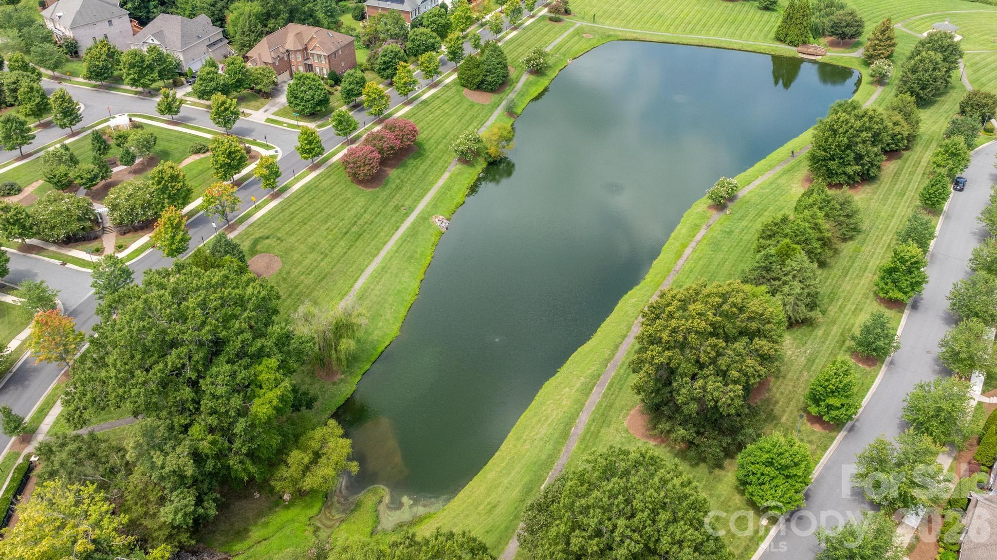 10211 Linksland Drive — Huntersville