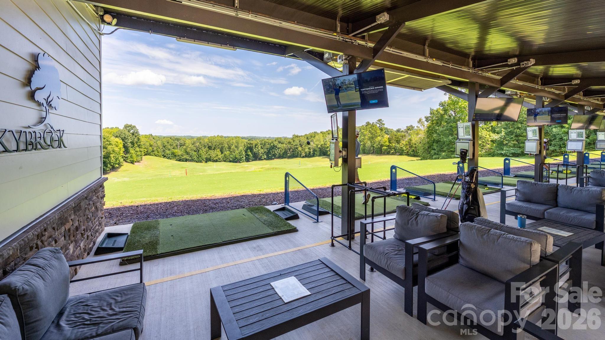 10211 Linksland Drive — Huntersville