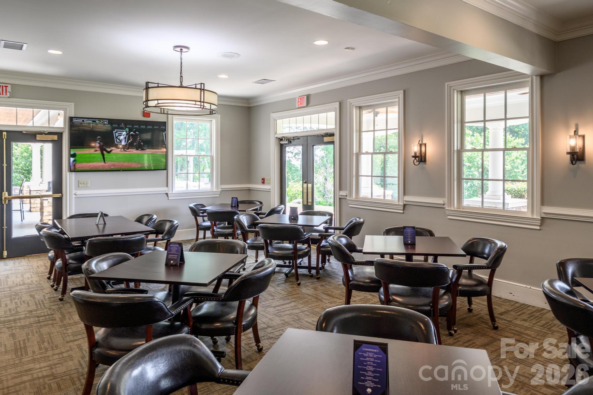10211 Linksland Drive — Huntersville
