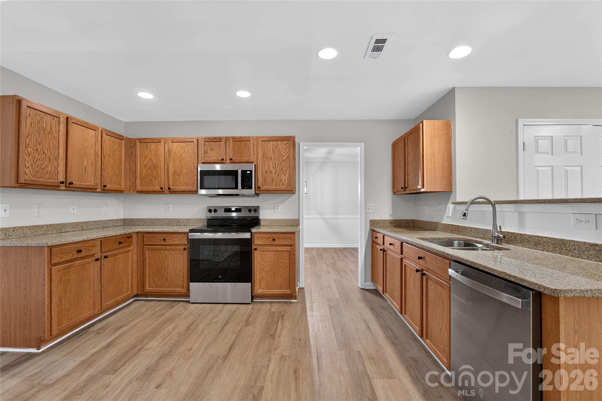 9013 Broad Ridge Court — Charlotte