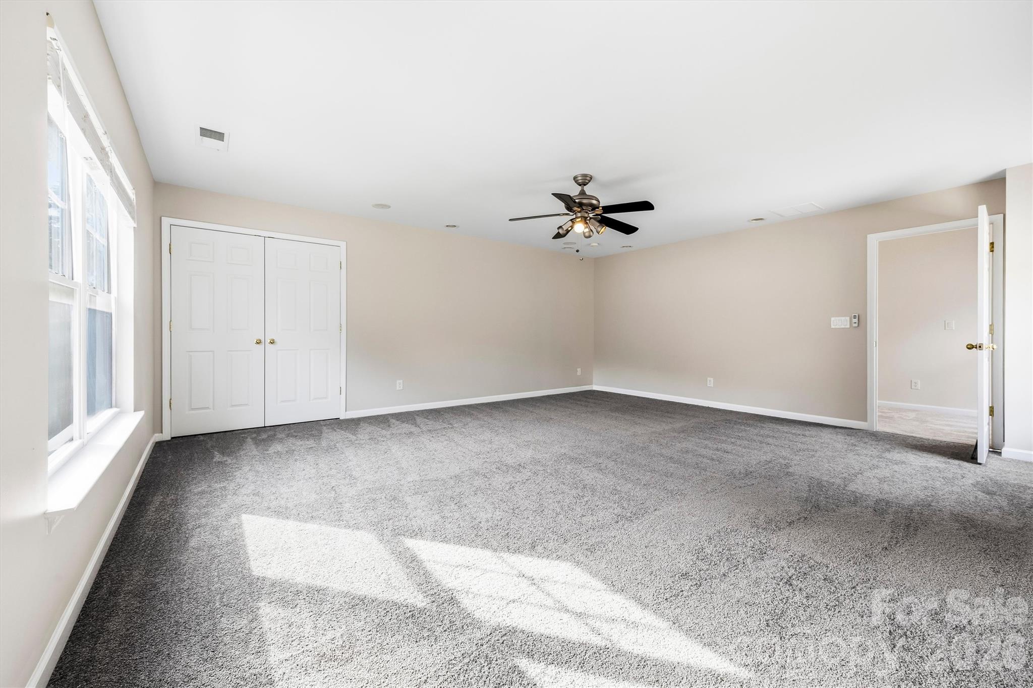 6010 Colonial Garden Drive — Huntersville