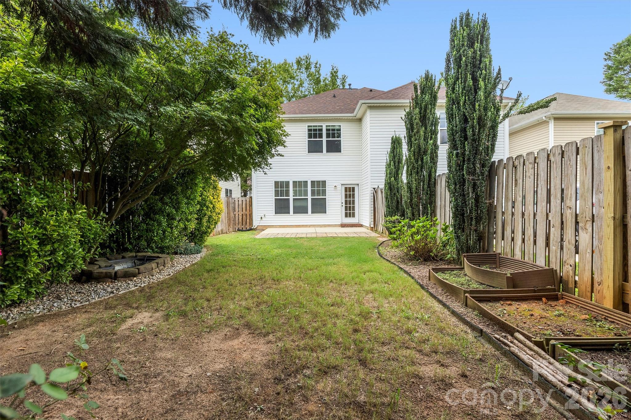 6010 Colonial Garden Drive — Huntersville