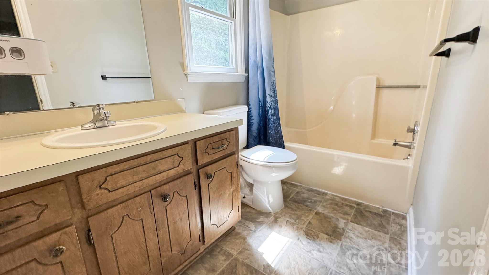 2820 Royal Ridge Lane — Charlotte