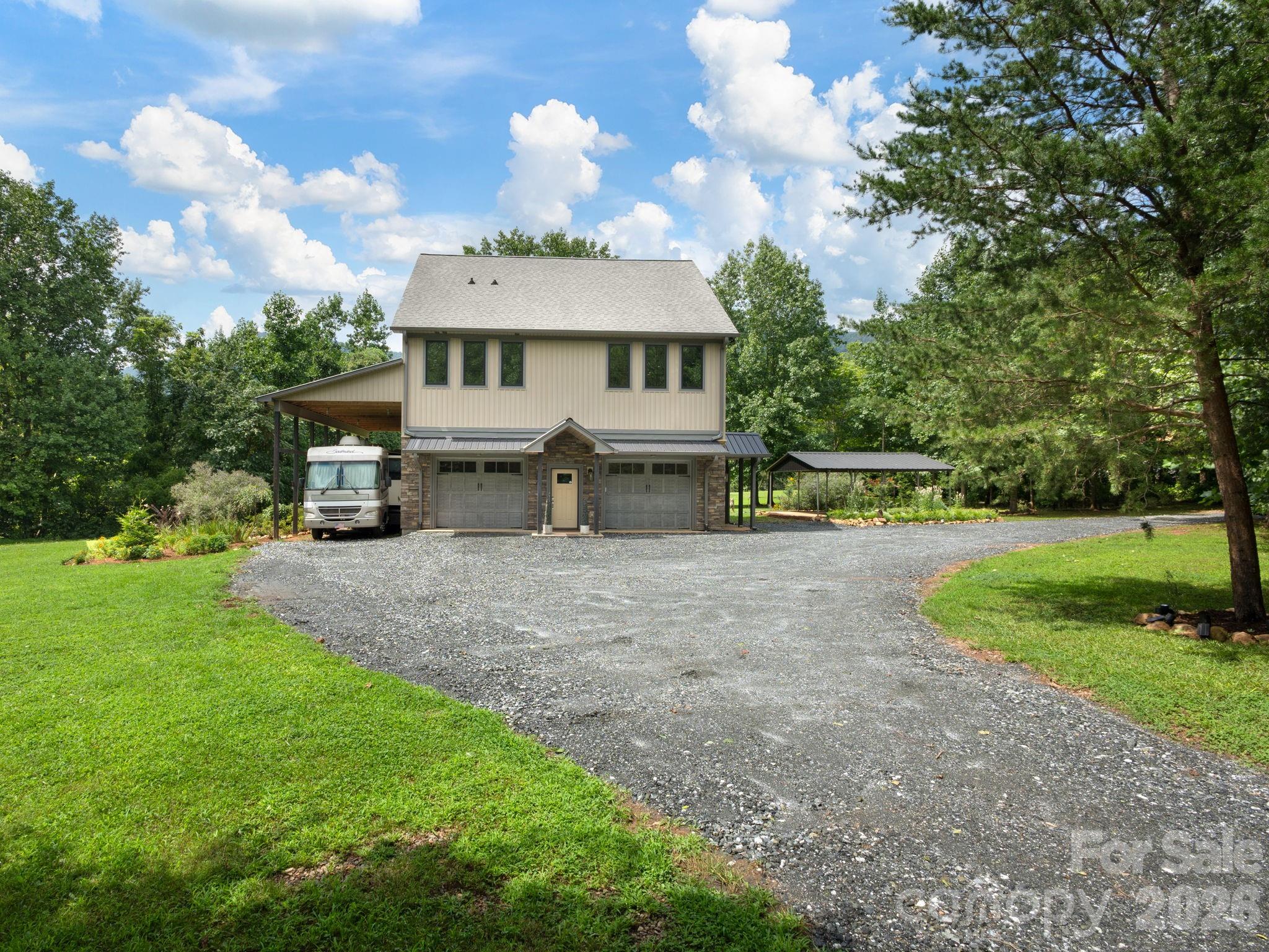 364 Hallelujah Hill Lane — Columbus