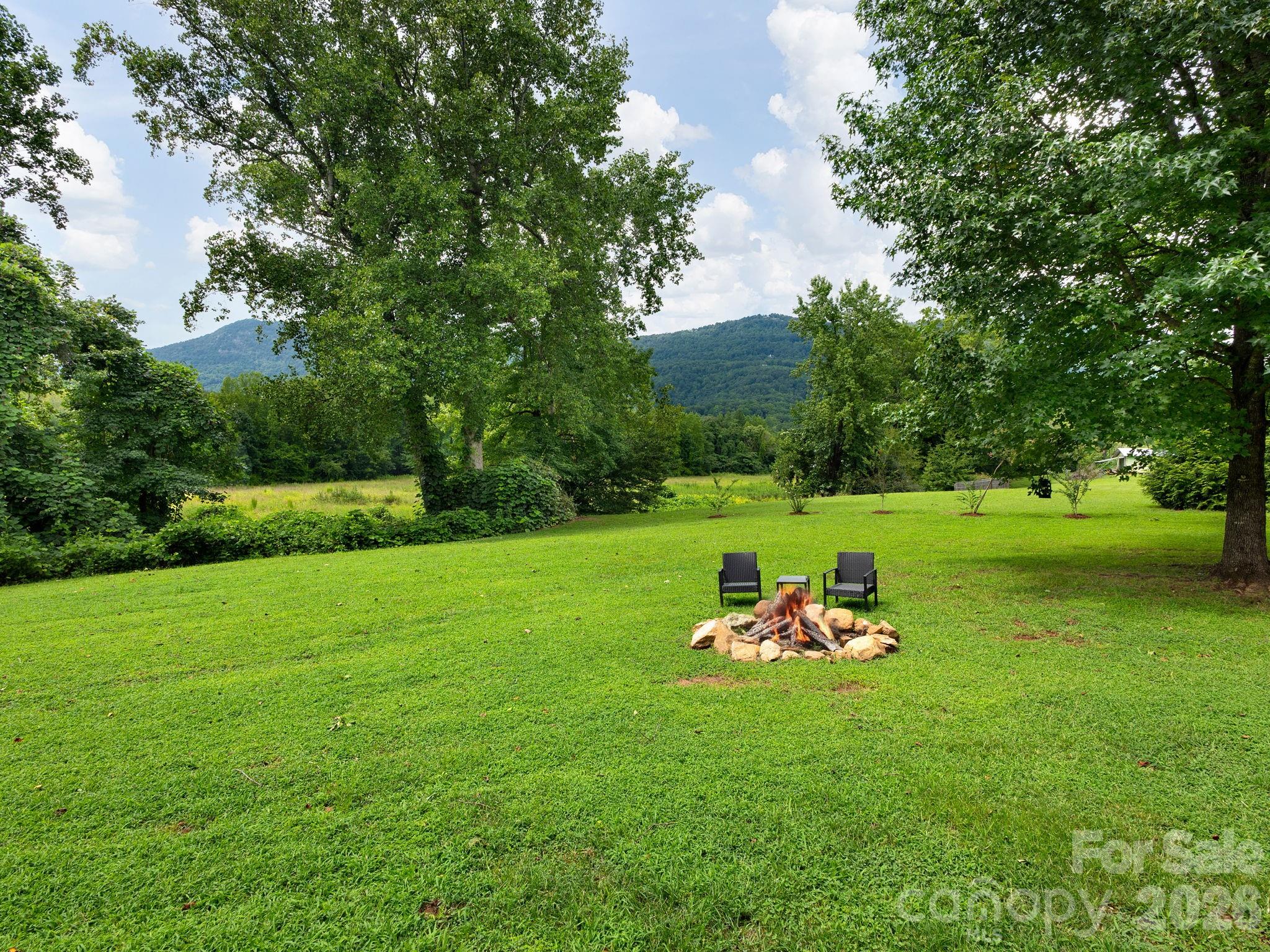 364 Hallelujah Hill Lane — Columbus