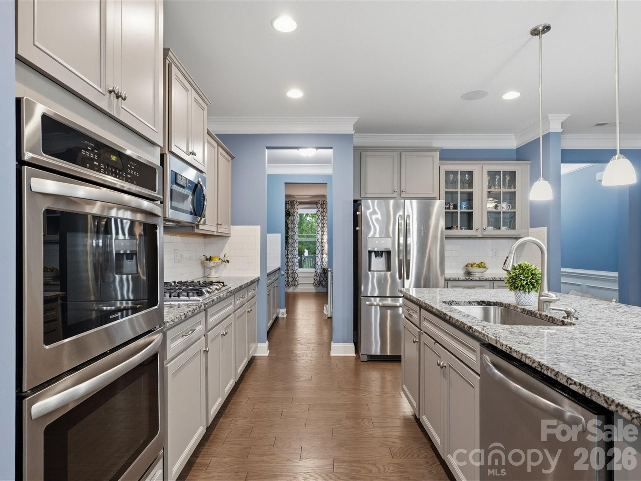 2963 Bridgewater Street — Lancaster