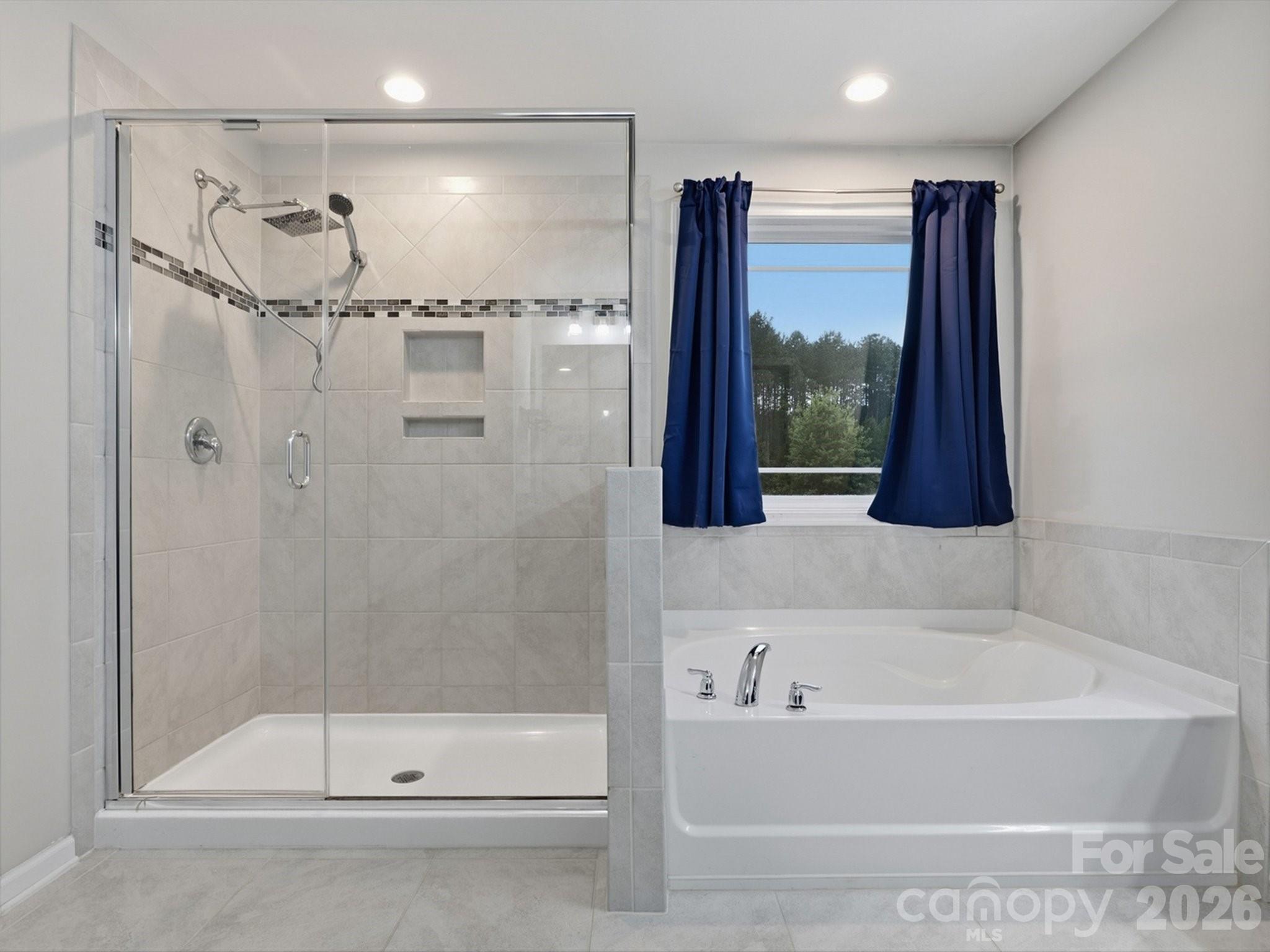 2963 Bridgewater Street — Lancaster