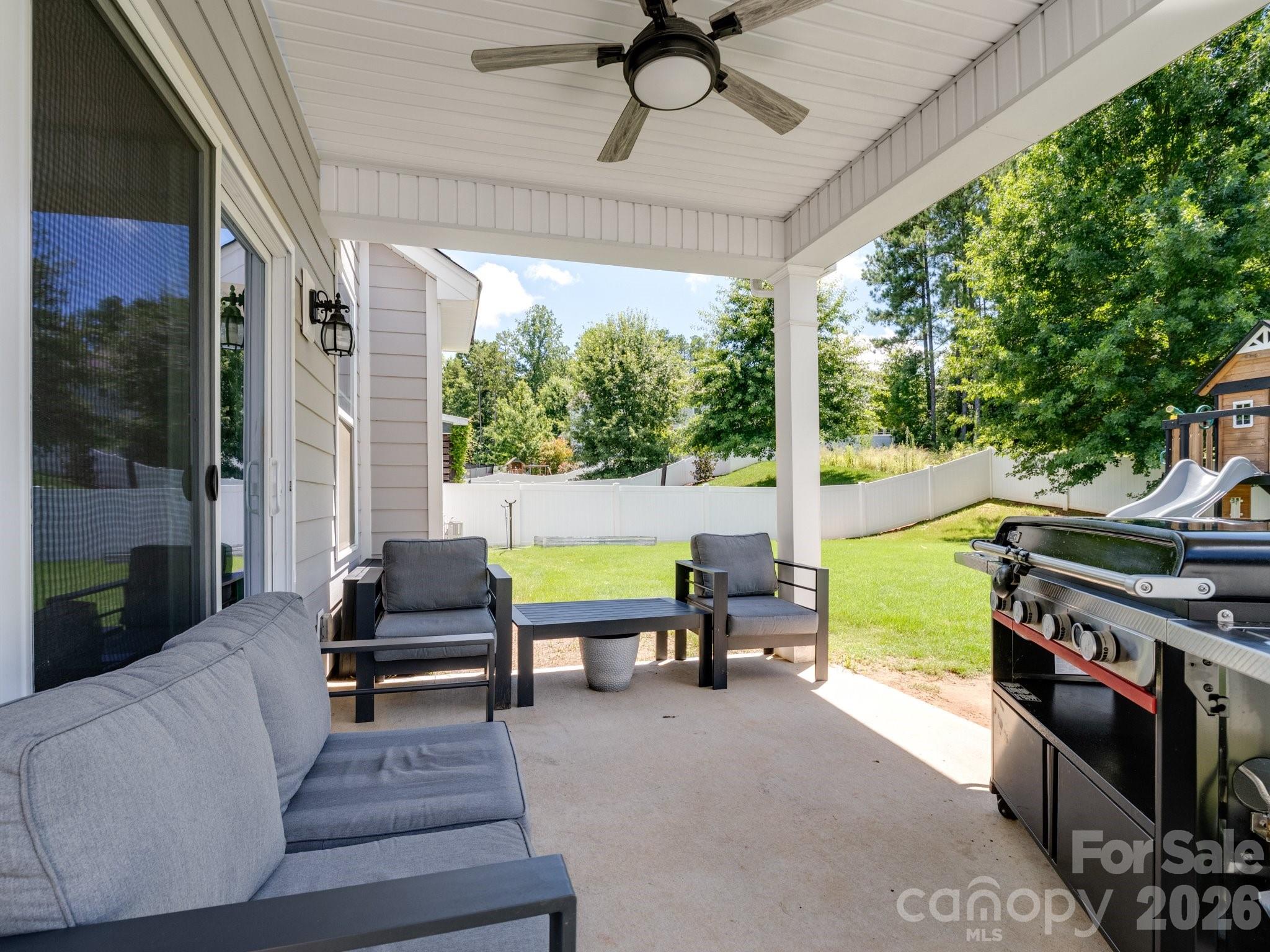 2963 Bridgewater Street — Lancaster
