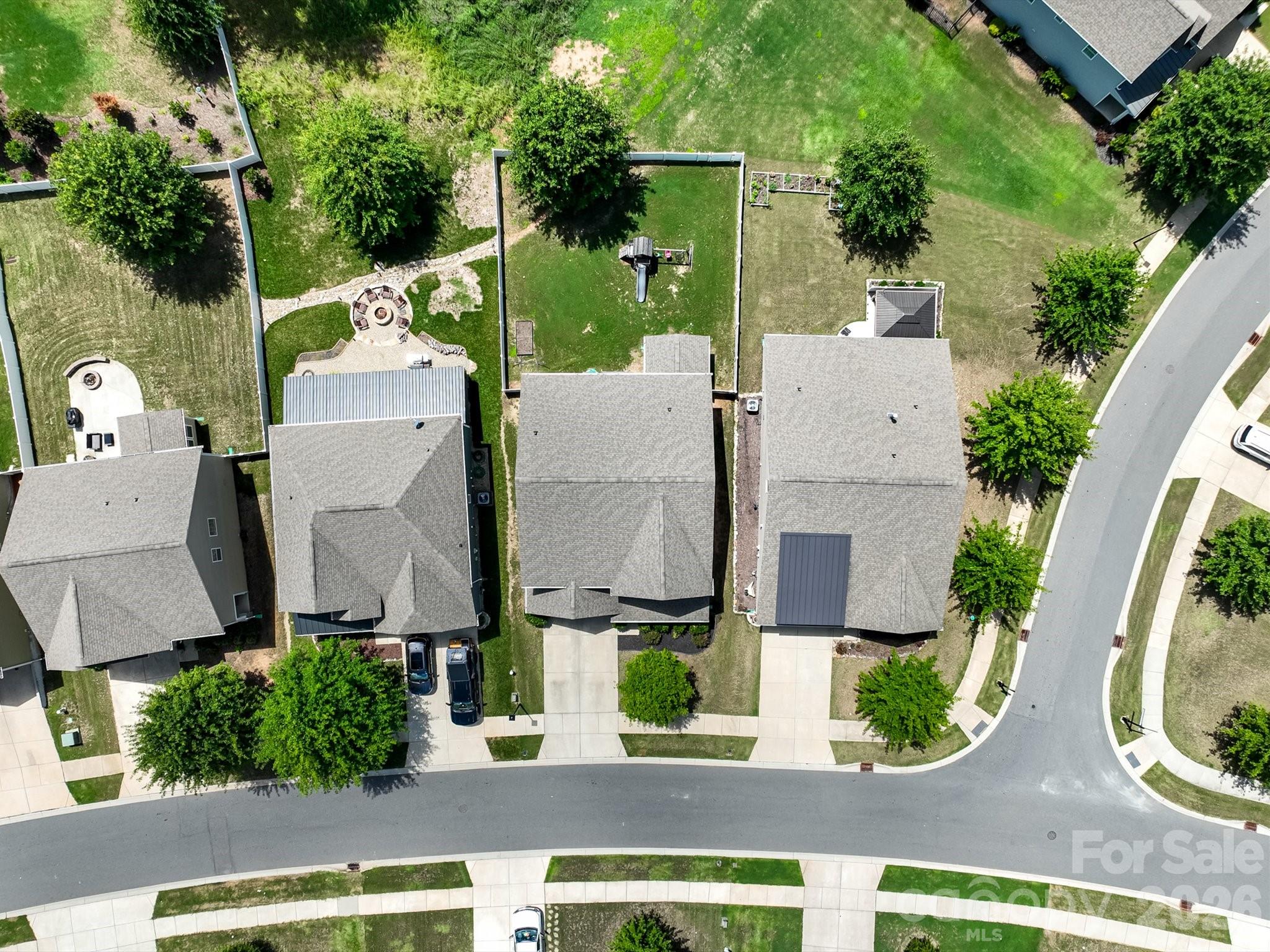 2963 Bridgewater Street — Lancaster
