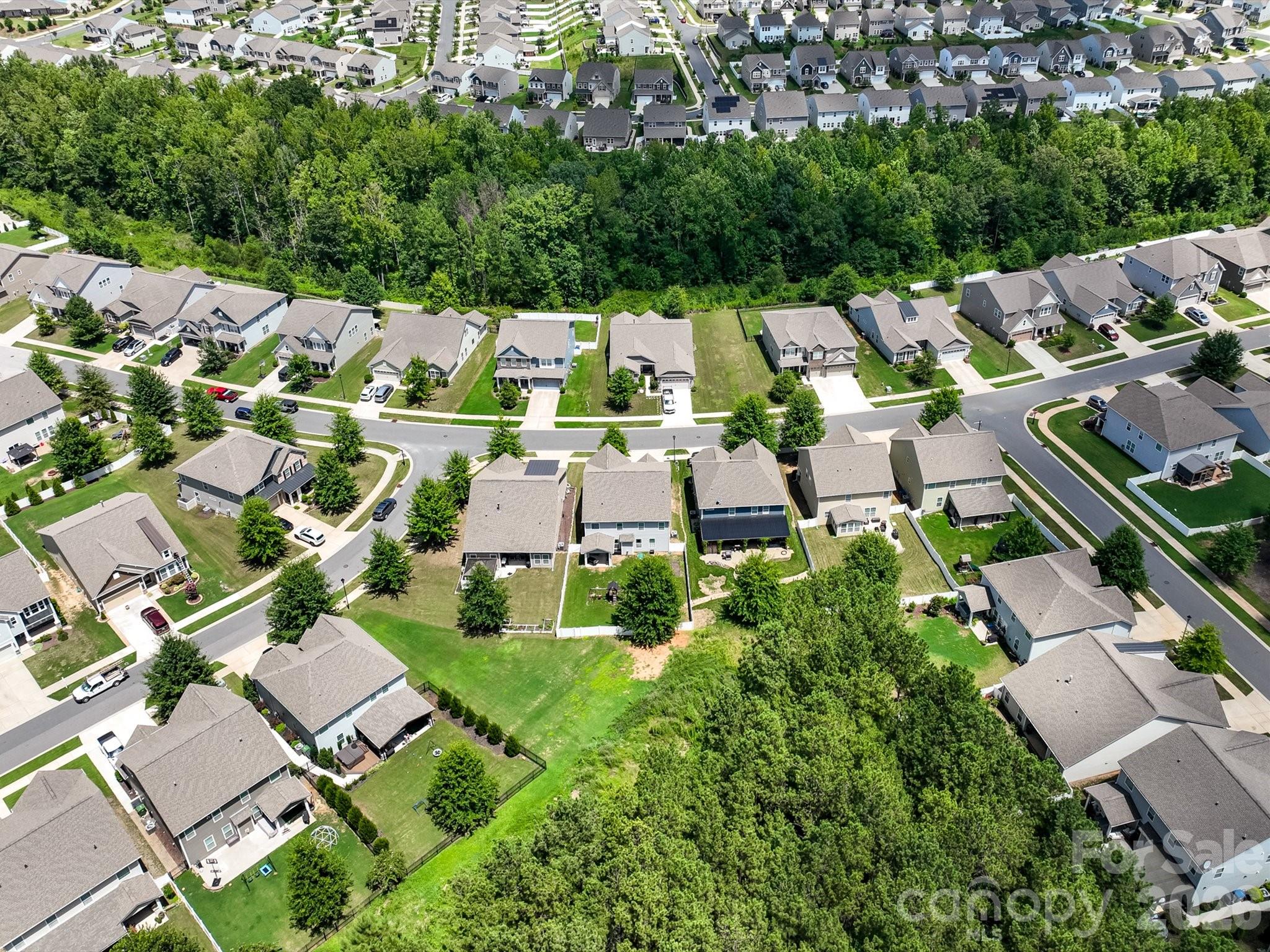 2963 Bridgewater Street — Lancaster