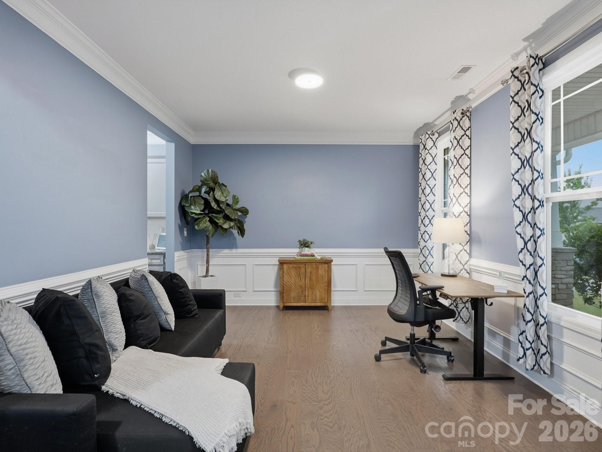 2963 Bridgewater Street — Lancaster