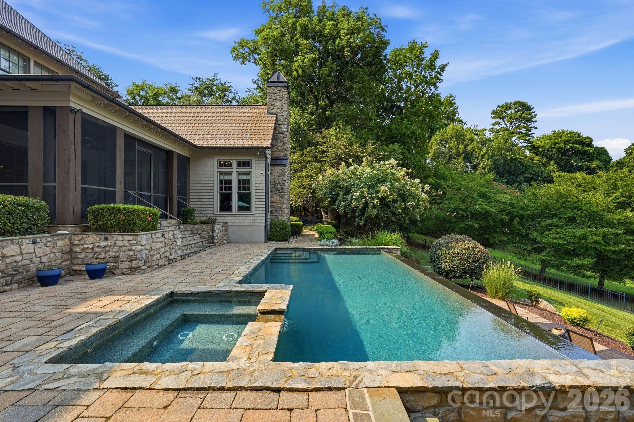 10220 Wildlife Road — Charlotte