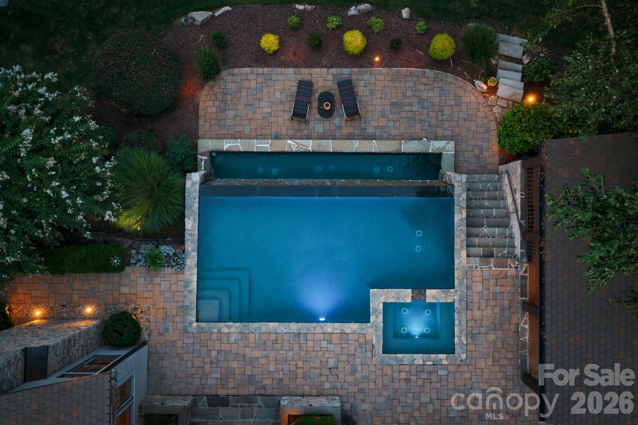10220 Wildlife Road — Charlotte